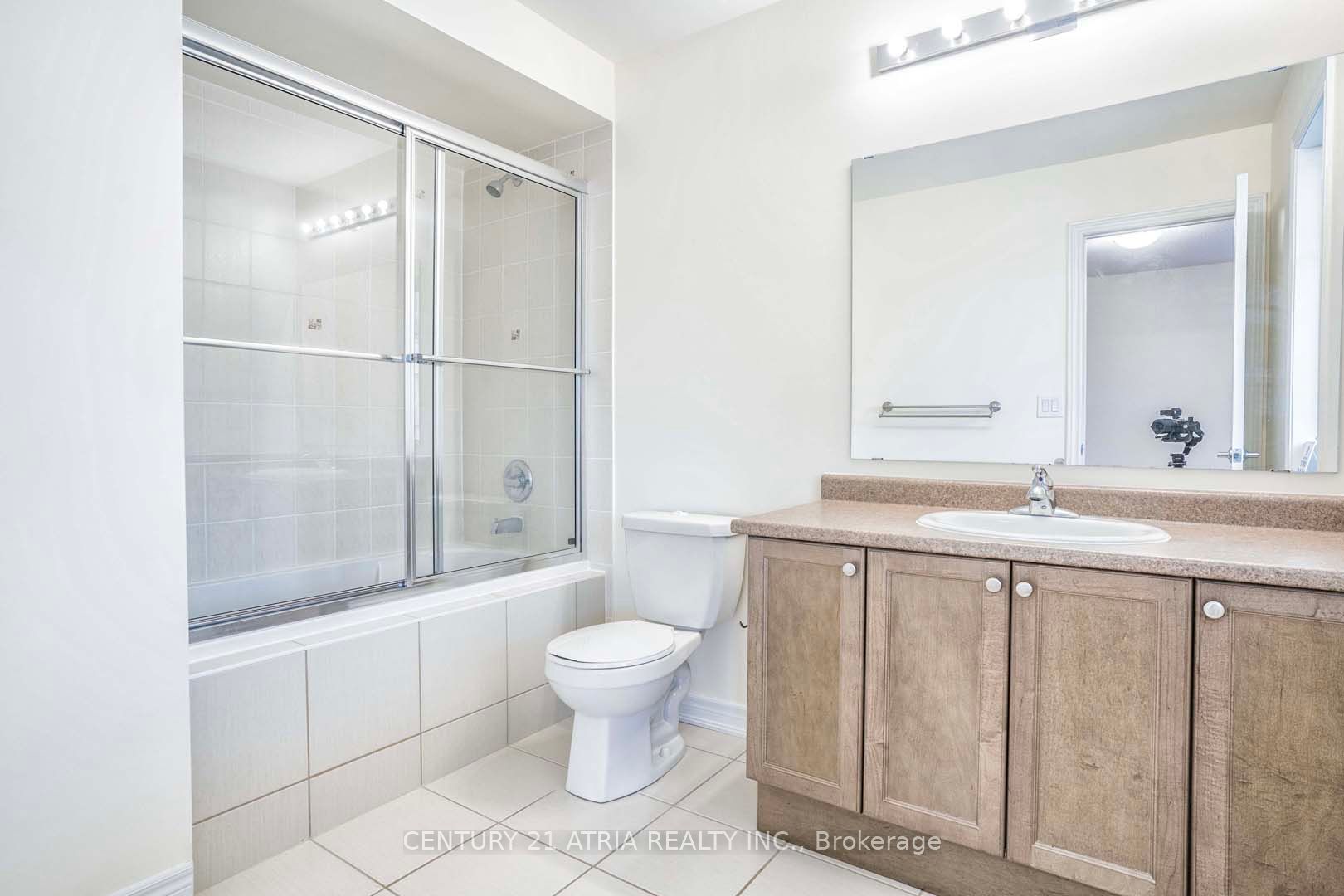 48 Farmhouse Cres