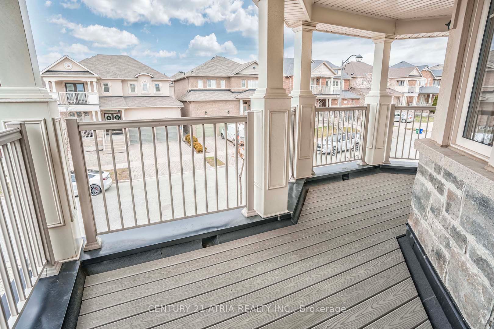 48 Farmhouse Cres
