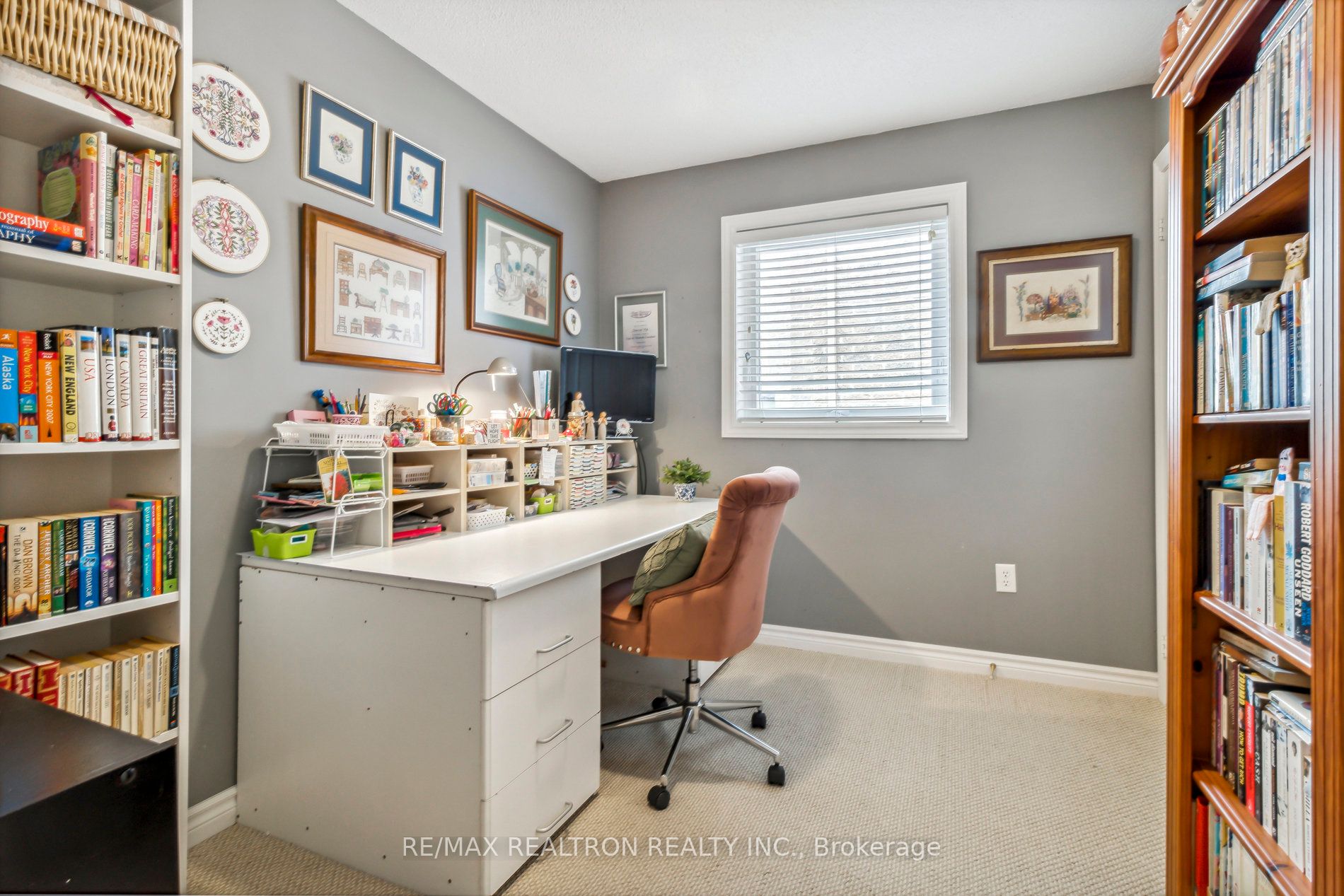 1353 Perniegie Cres