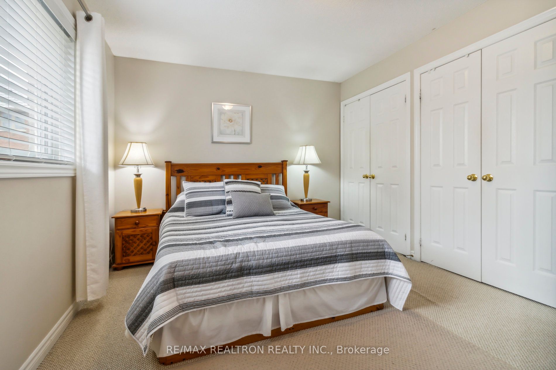 1353 Perniegie Cres