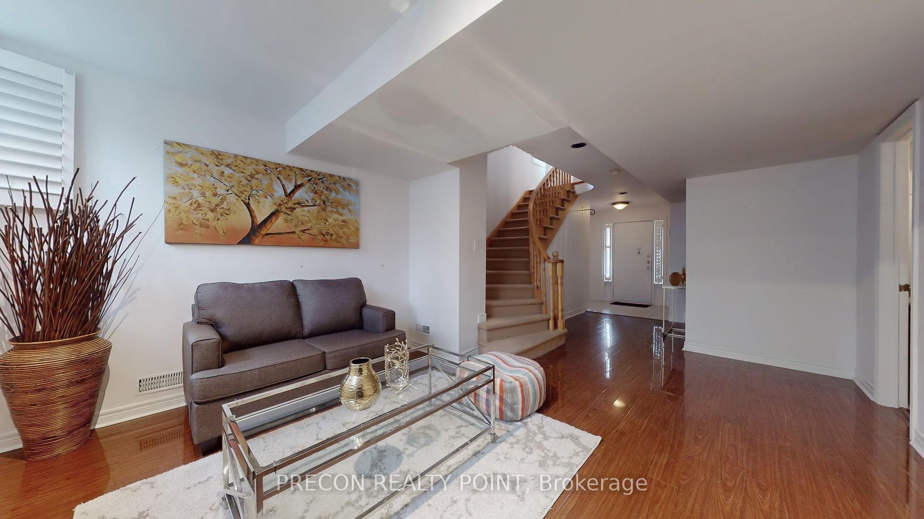 190 Harding Boulevard W, #112