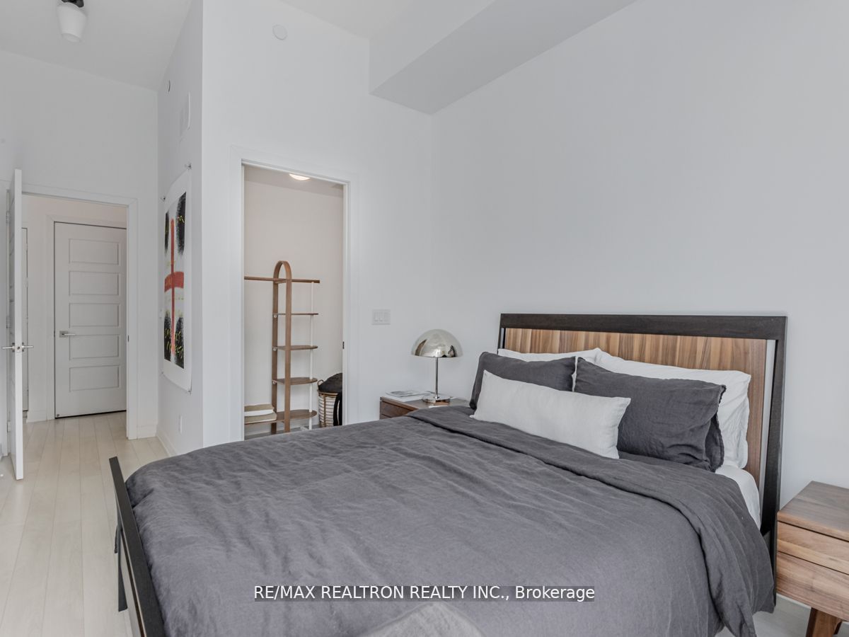 261 Broward Way, #52