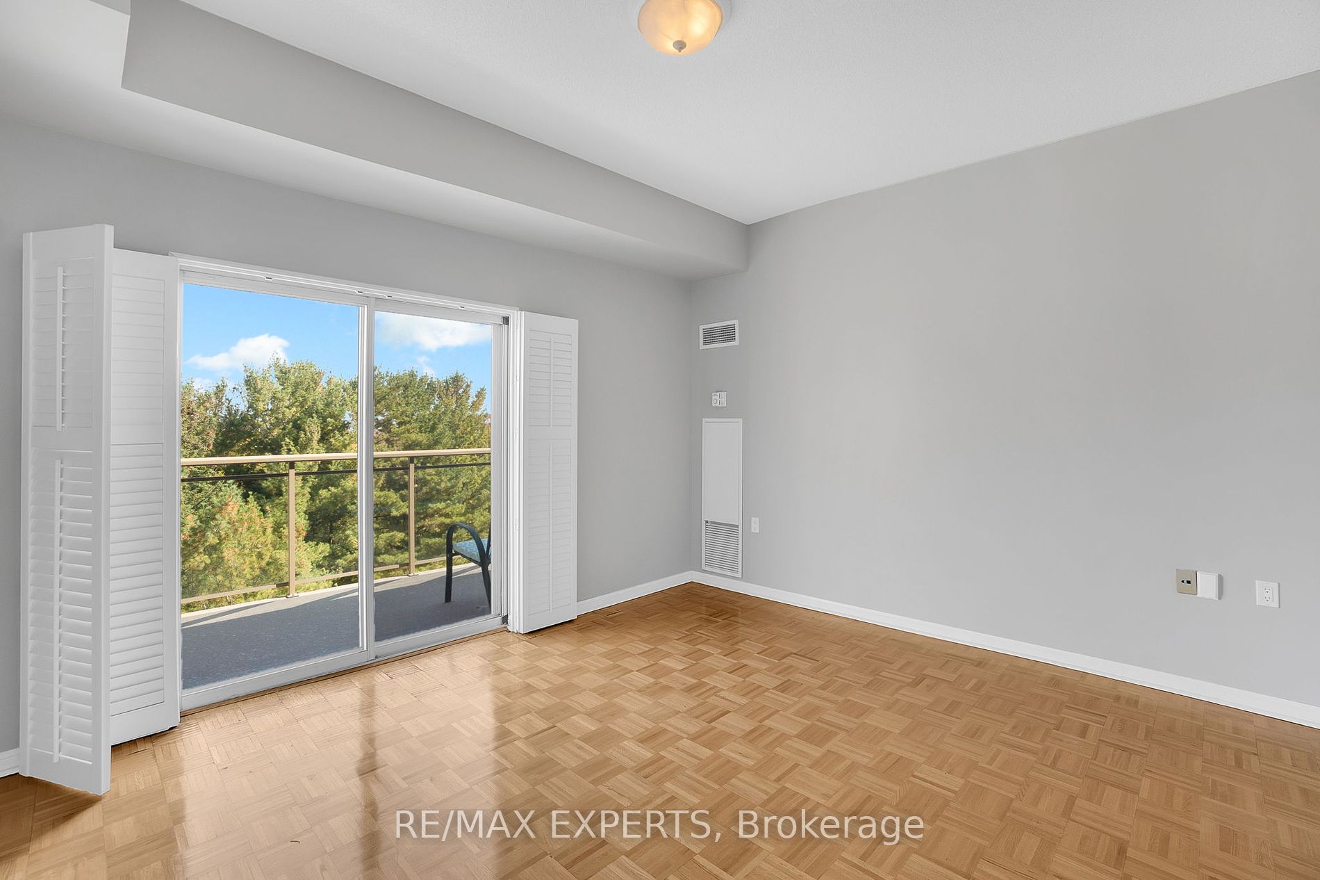 2504 Rutherford Rd, #505