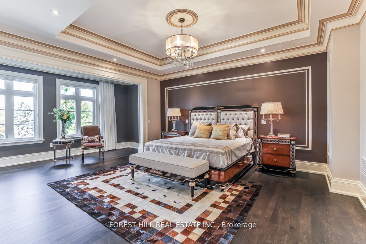 45 Kensington Dr