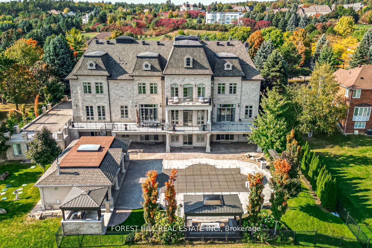 45 Kensington Dr