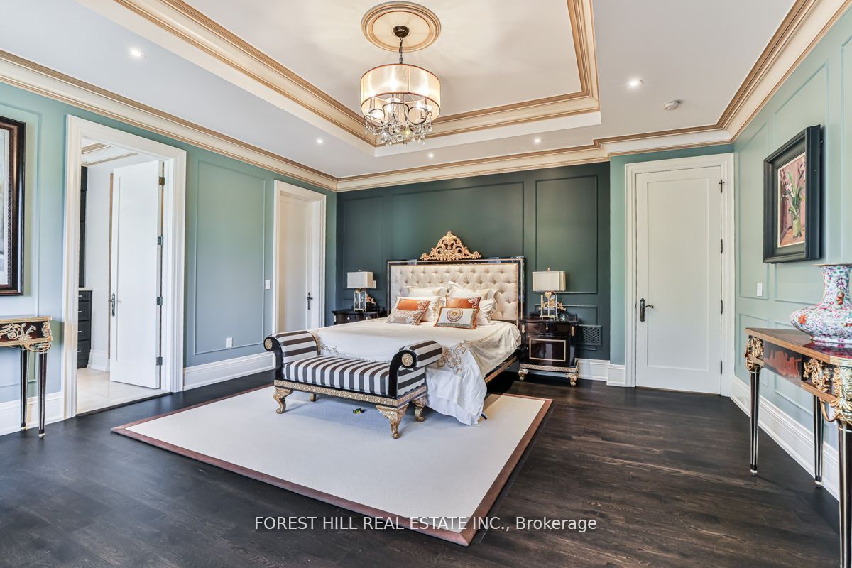 45 Kensington Dr