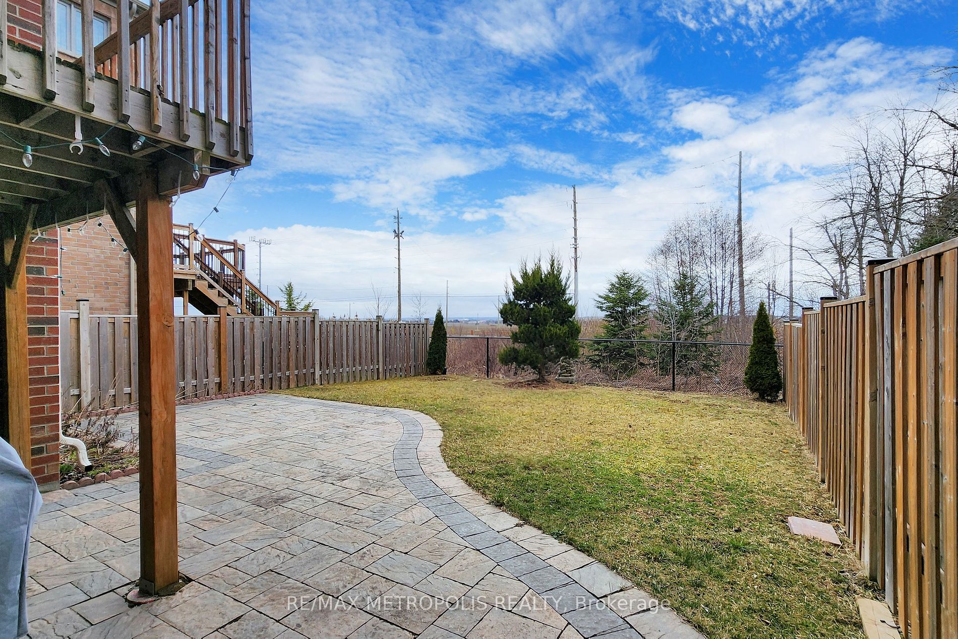 179 Armstrong Crescent