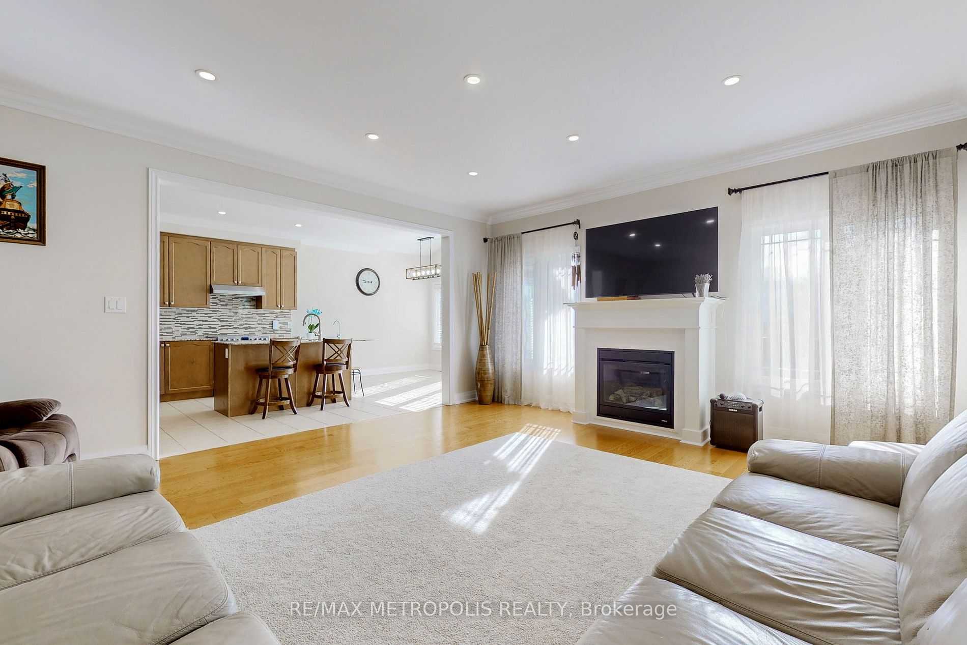 179 Armstrong Crescent