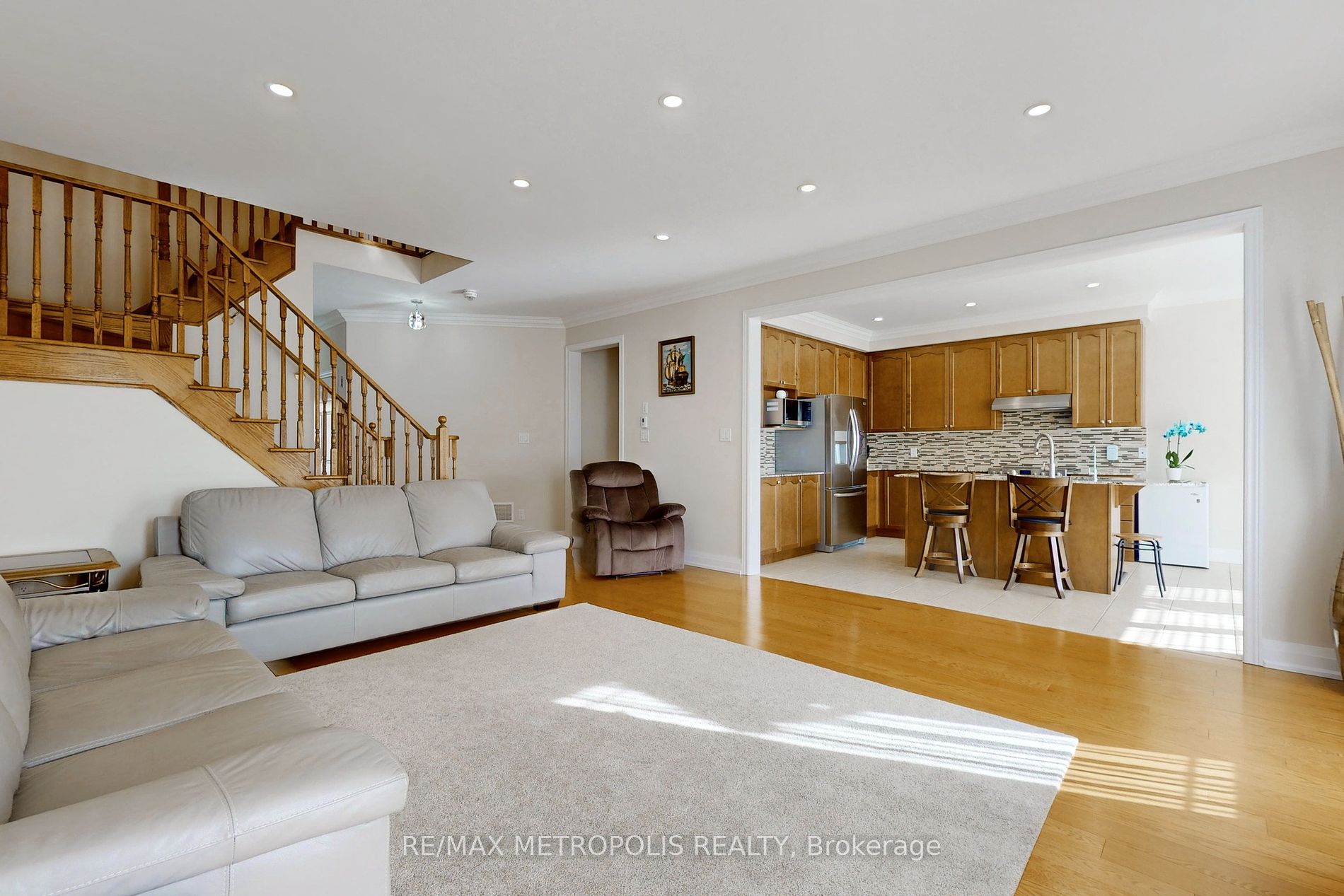179 Armstrong Crescent