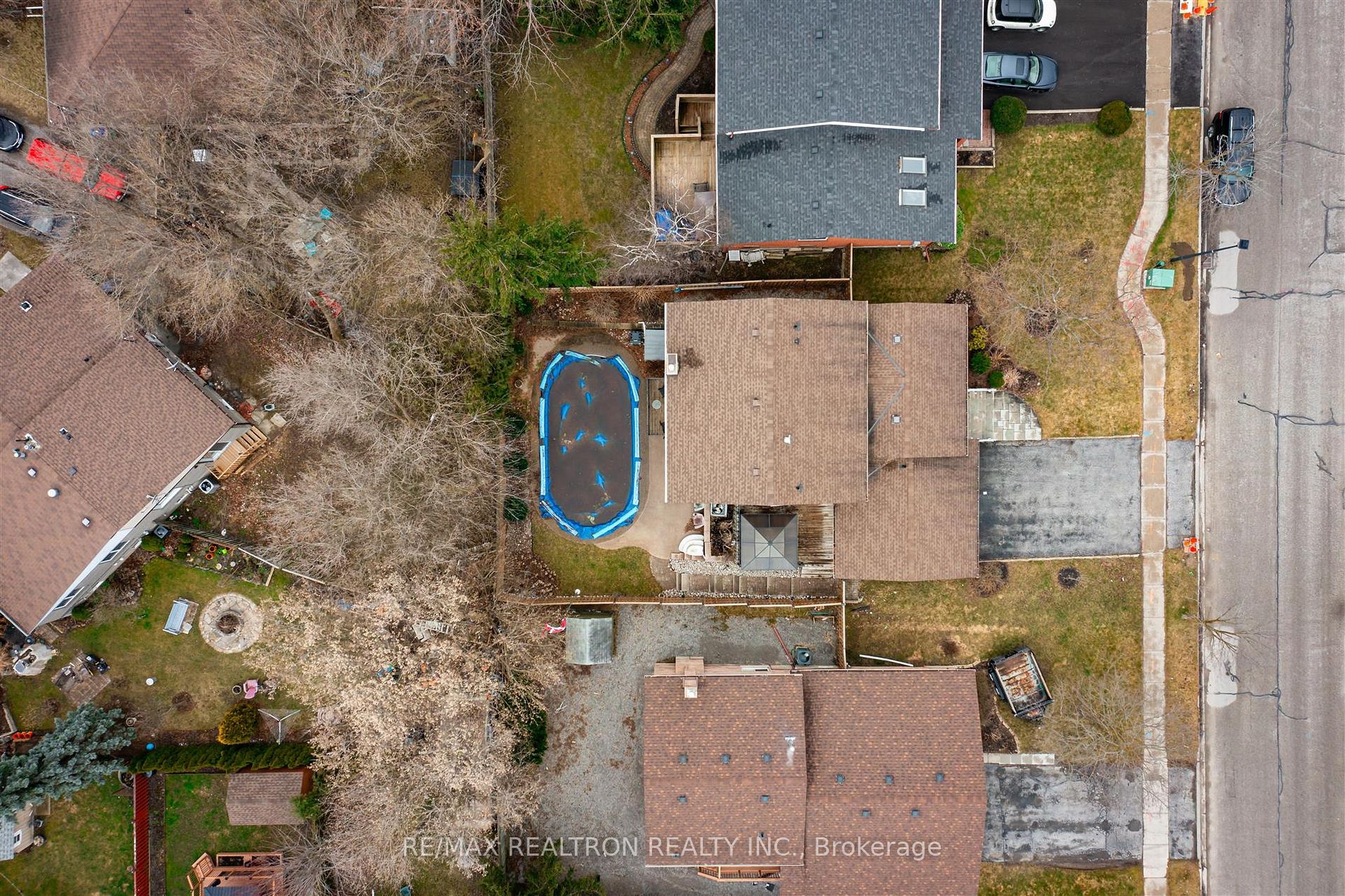 64 Cardinal Cres