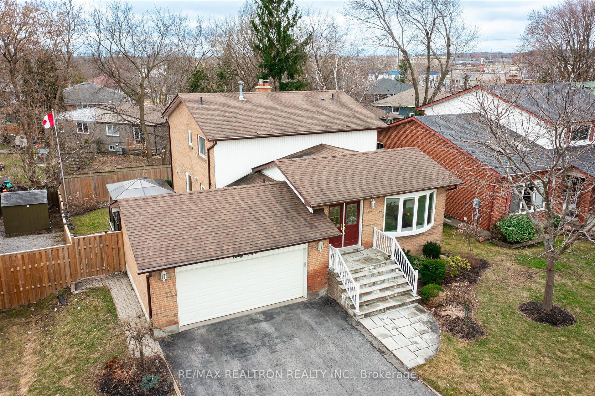 64 Cardinal Cres
