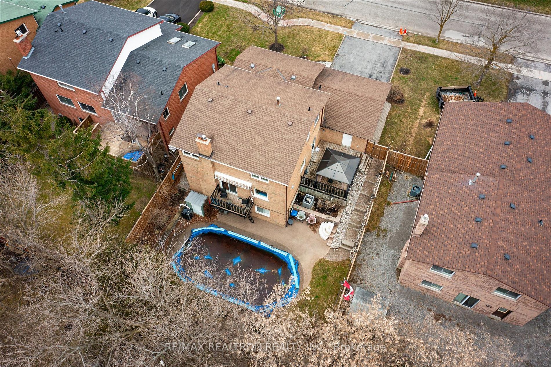 64 Cardinal Cres