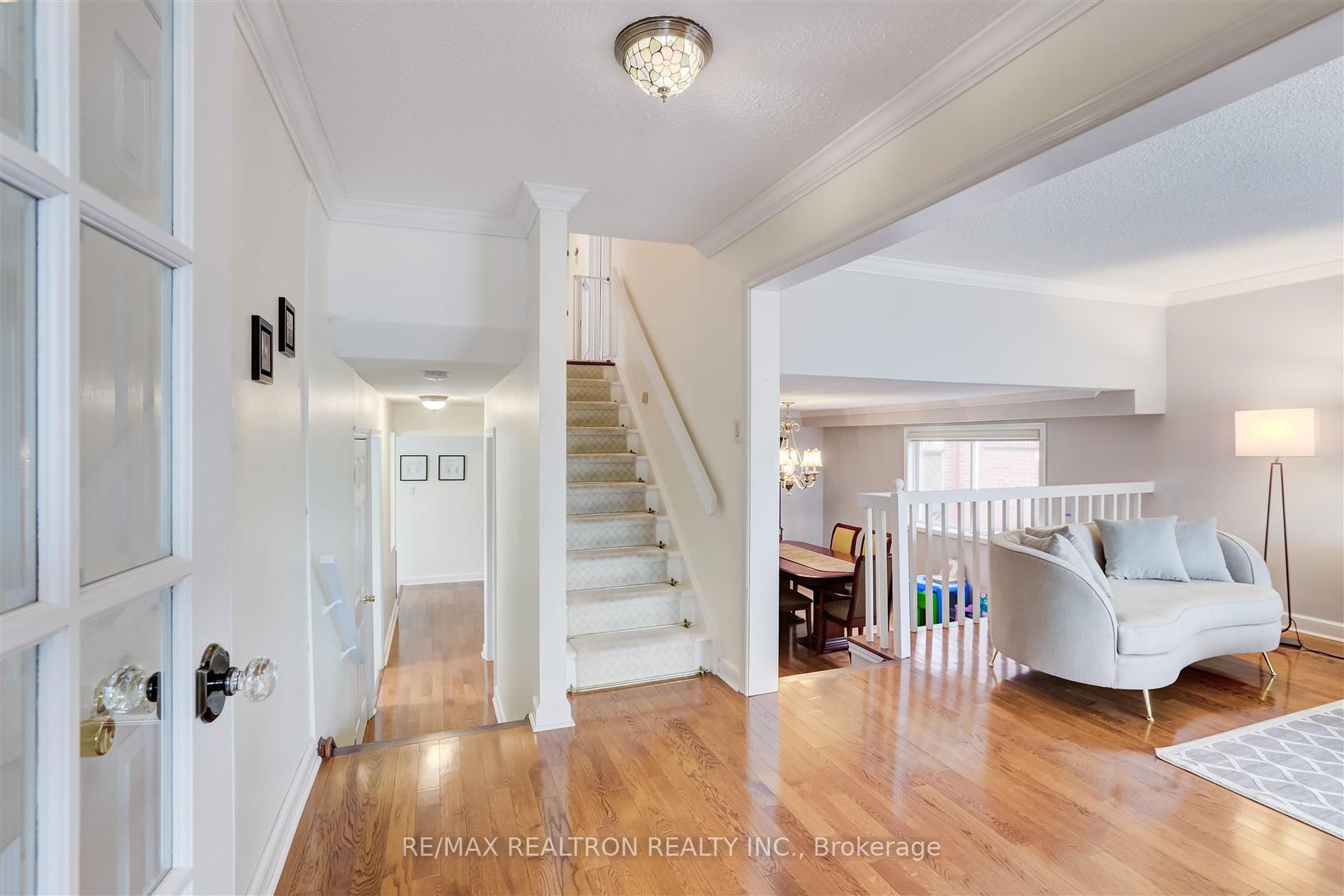 64 Cardinal Cres