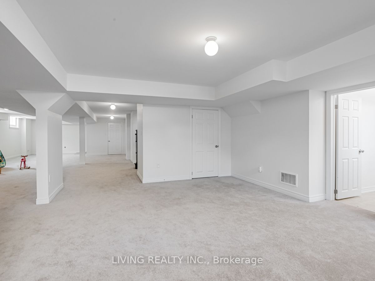 127 Copeland Crescent