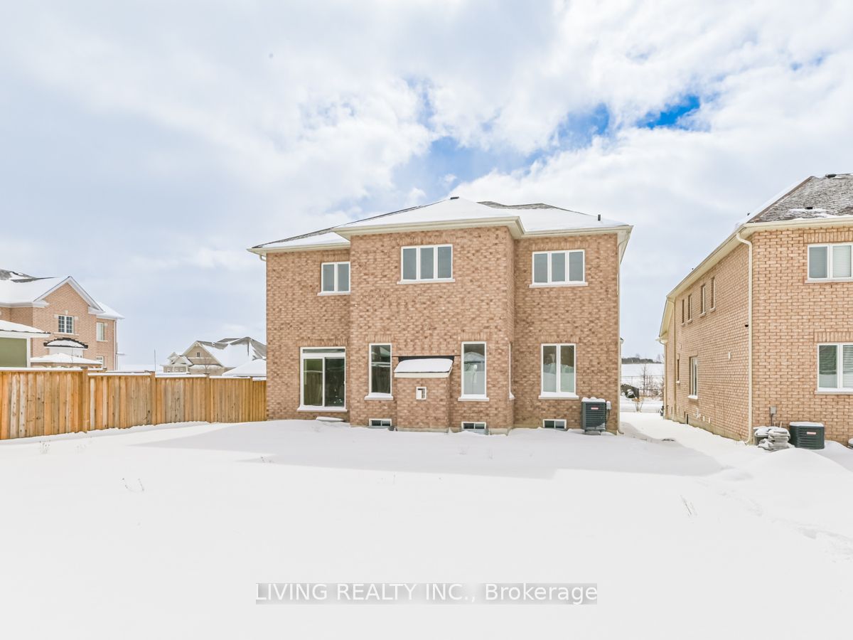 127 Copeland Crescent