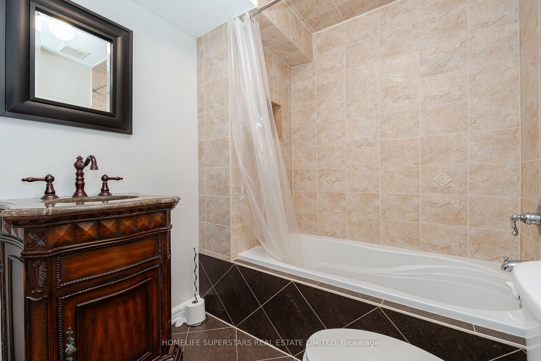 96 Zinnia Place S