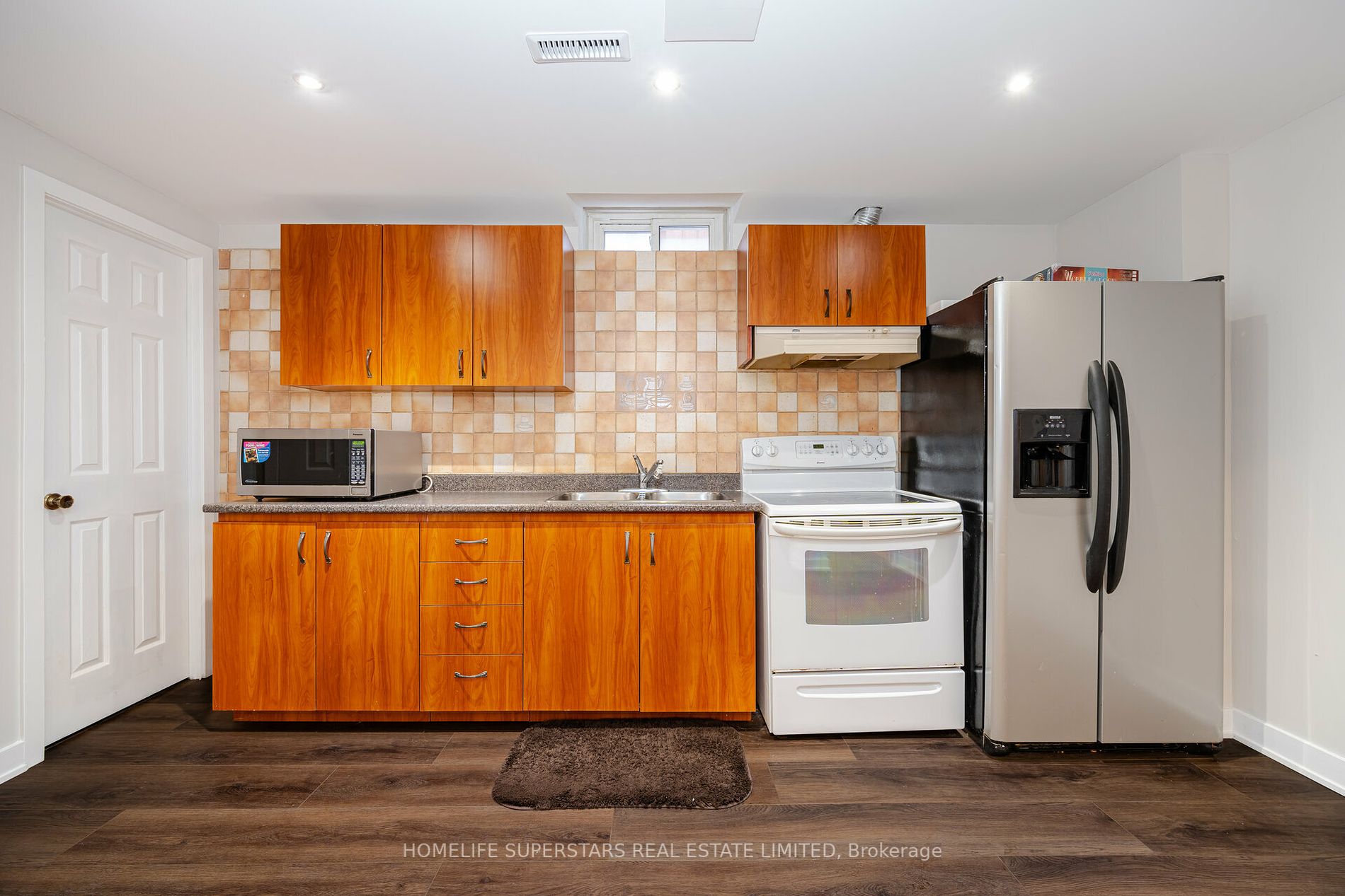 96 Zinnia Place S