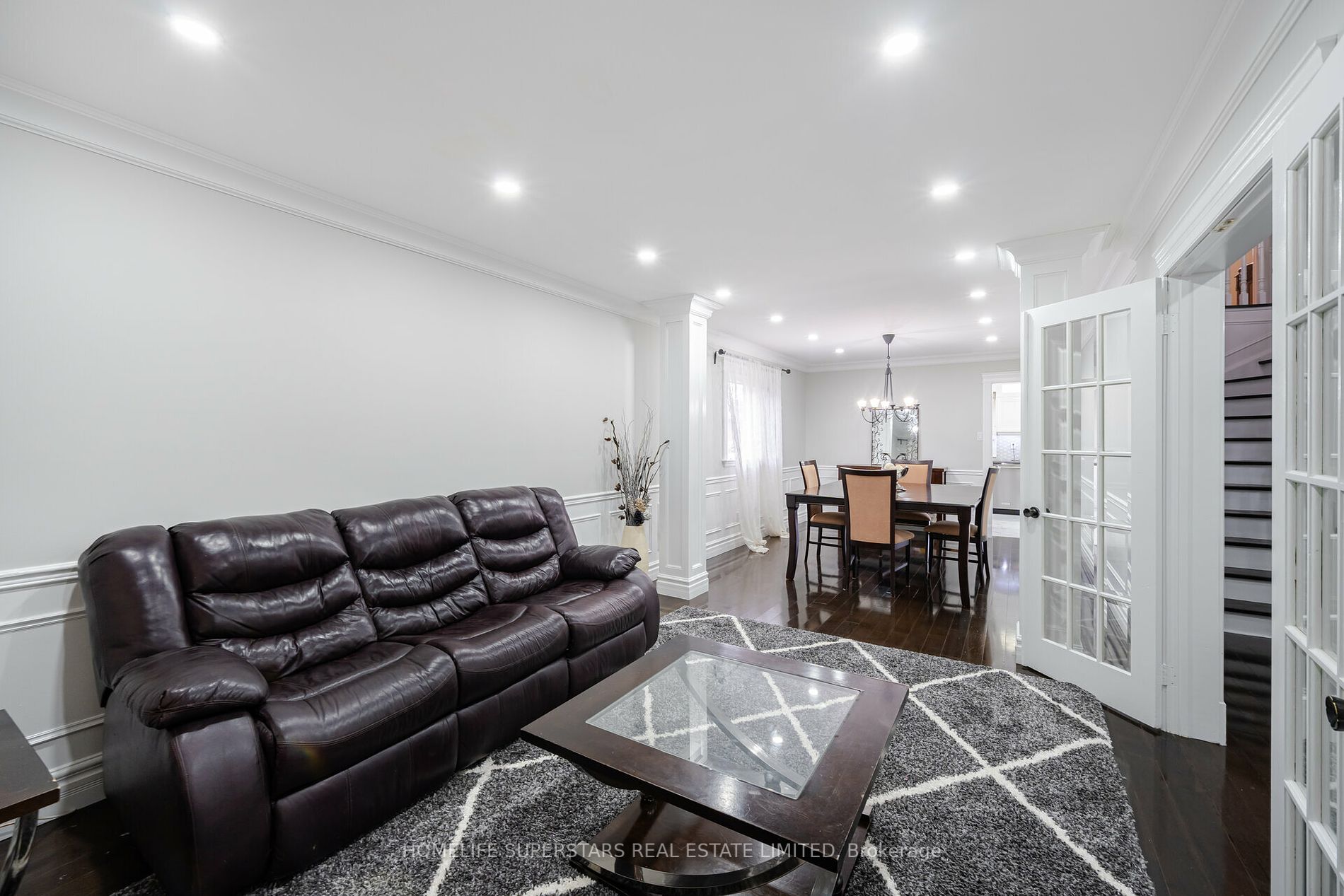 96 Zinnia Place S