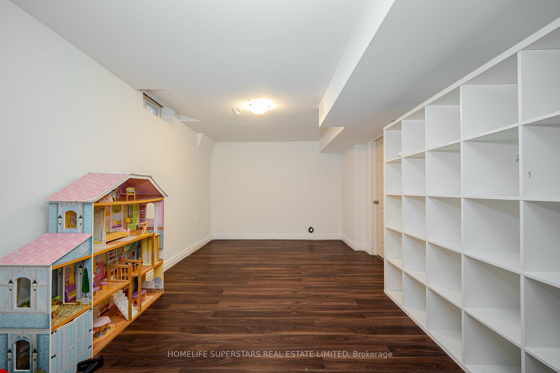 96 Zinnia Place S