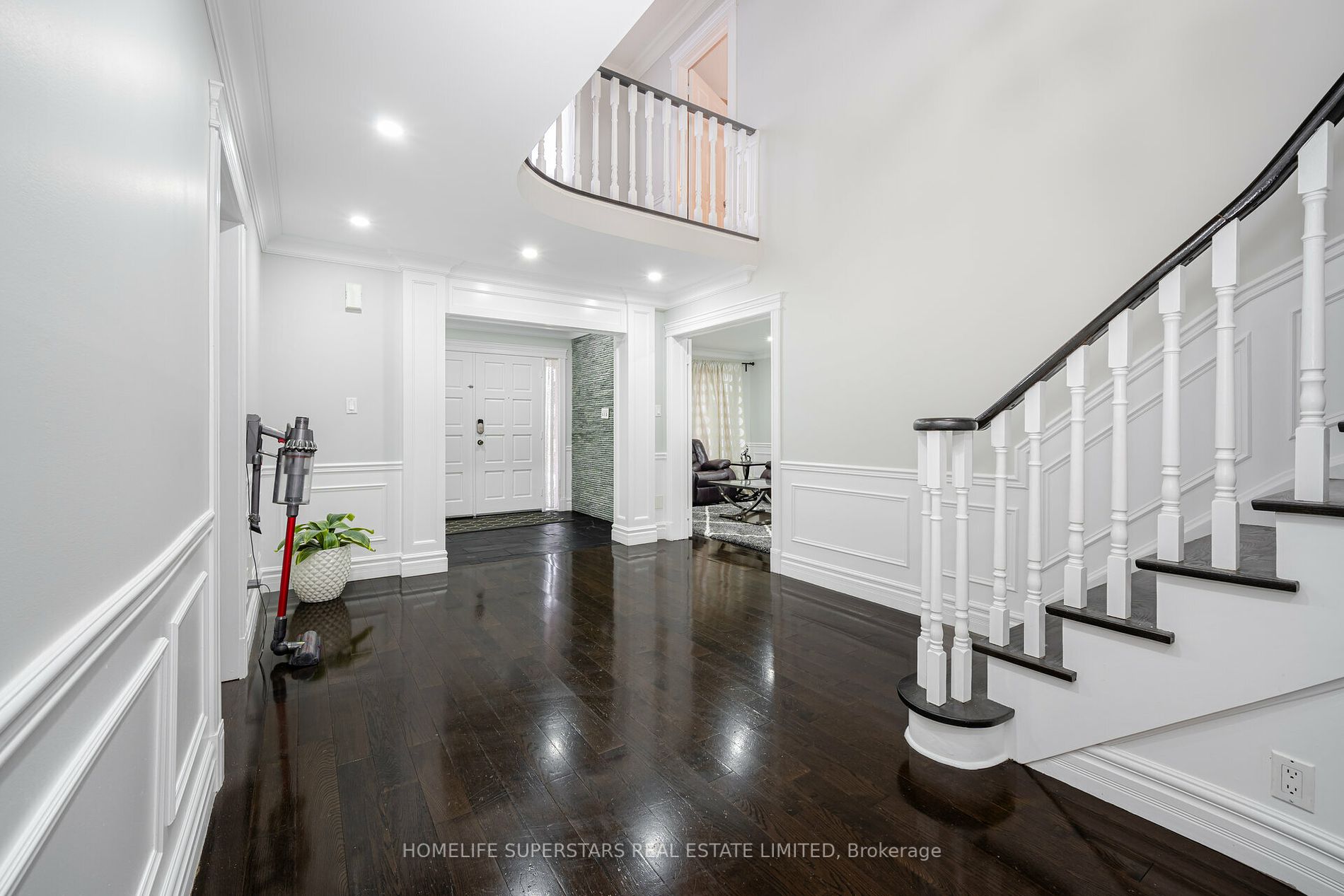 96 Zinnia Place S