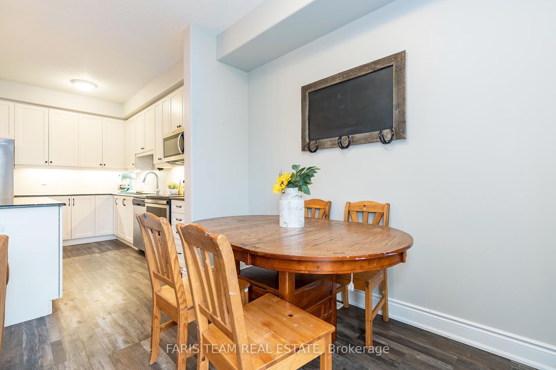 26 Morris Dr