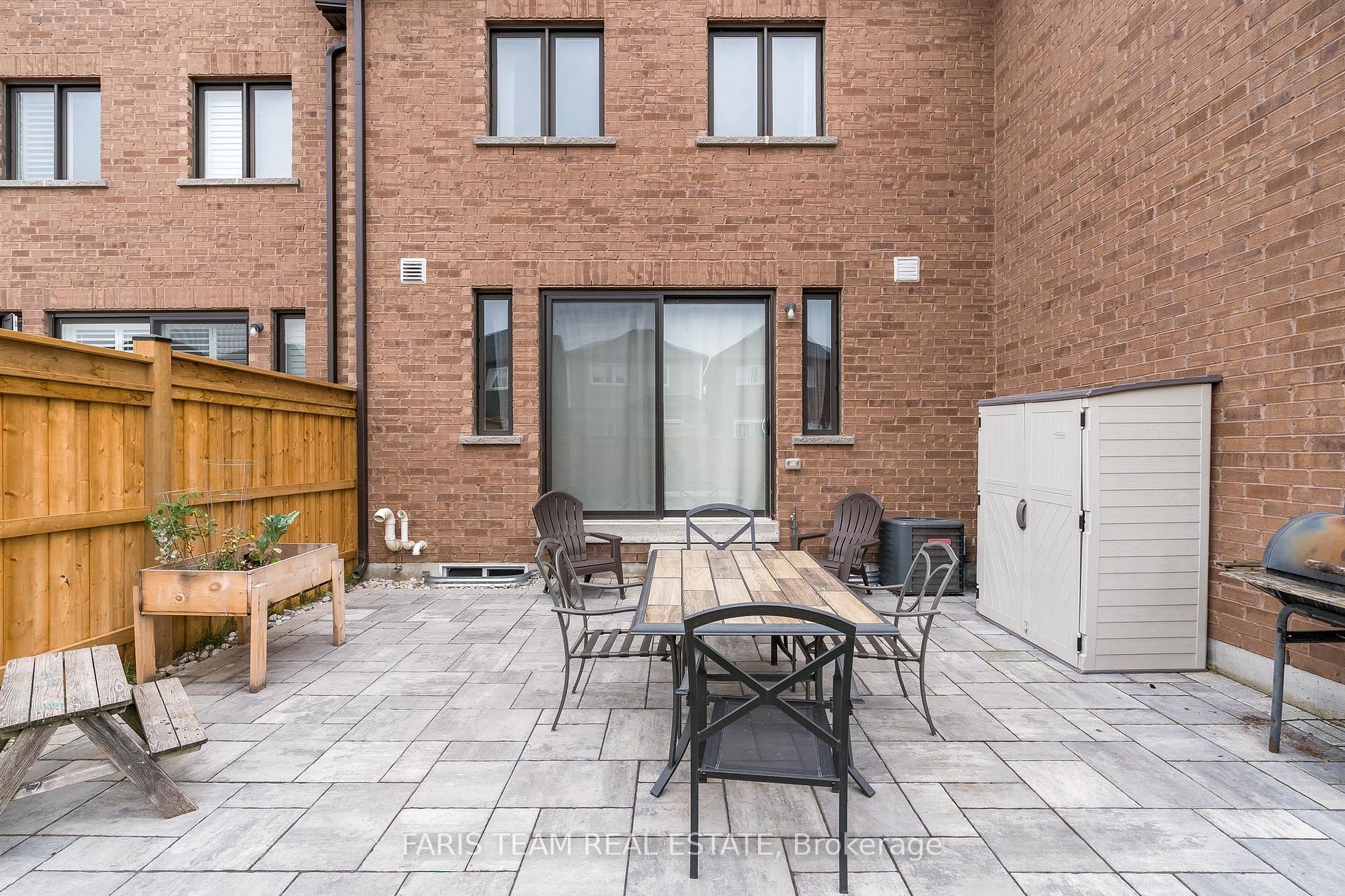 26 Morris Dr