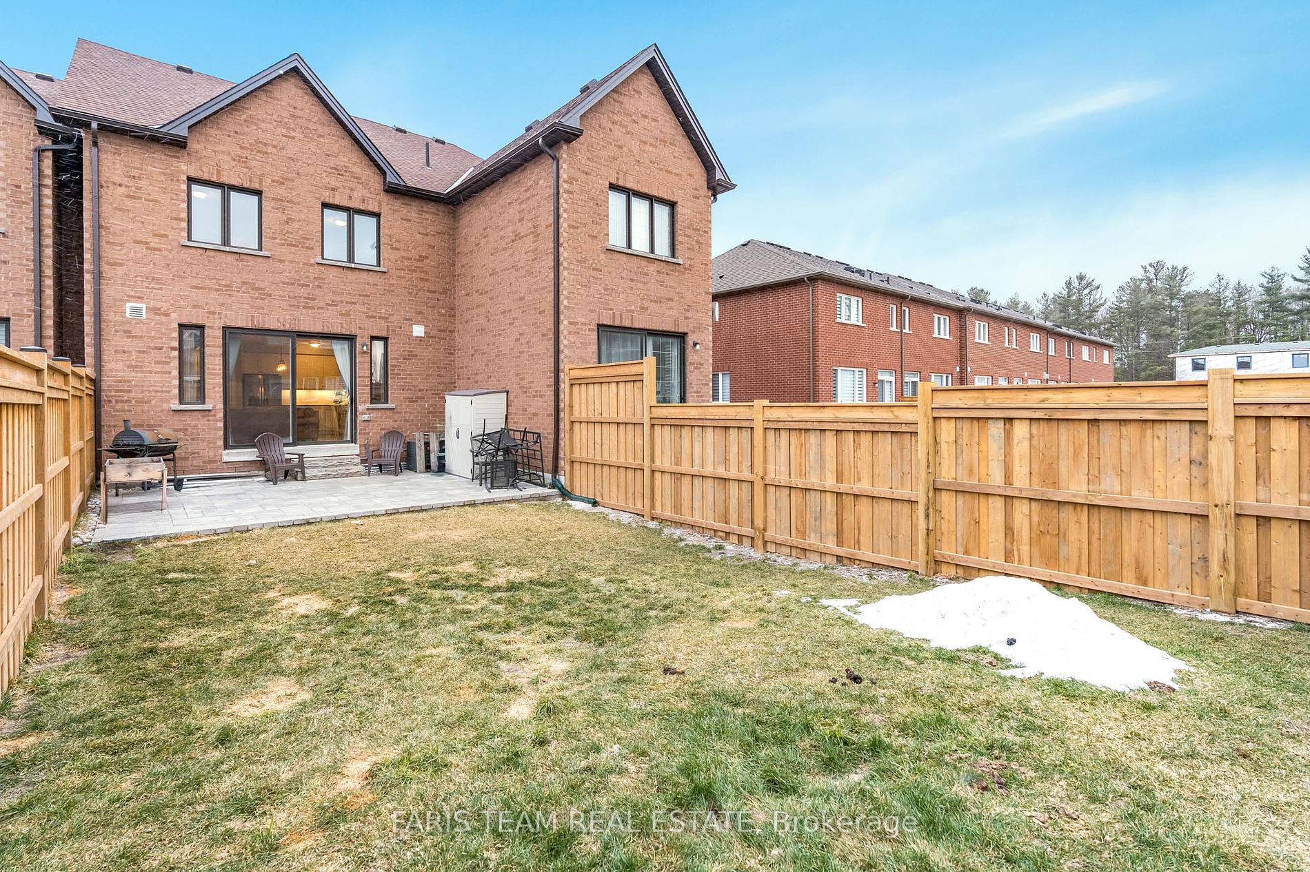 26 Morris Dr