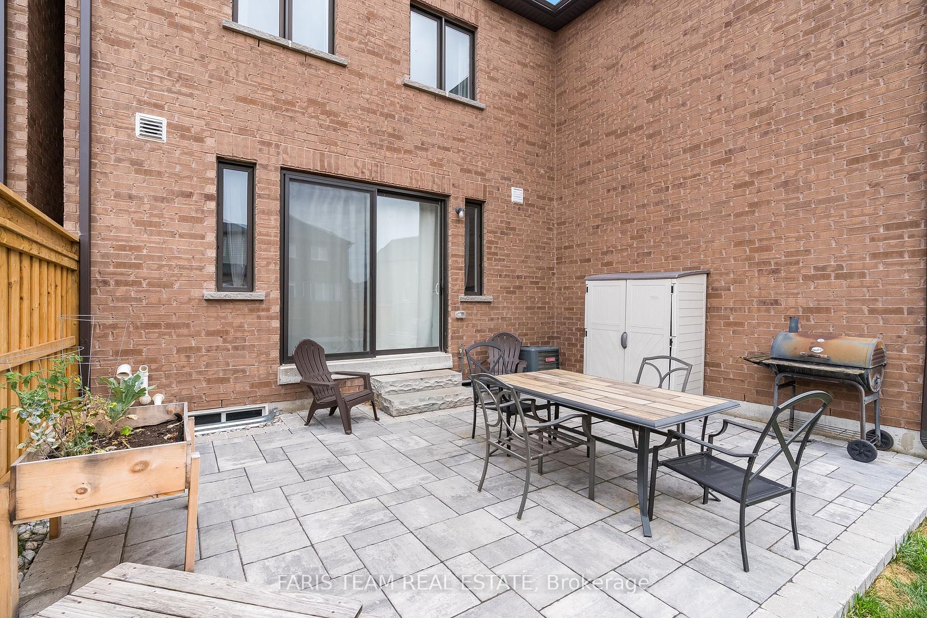 26 Morris Dr