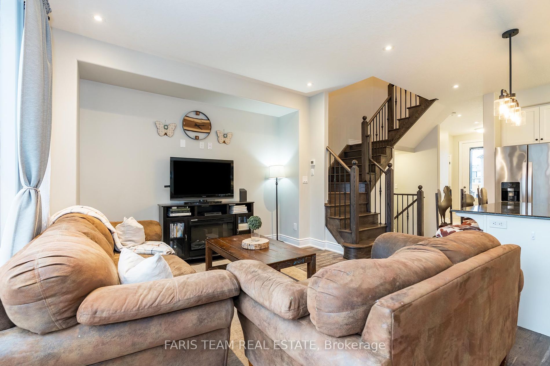 26 Morris Dr