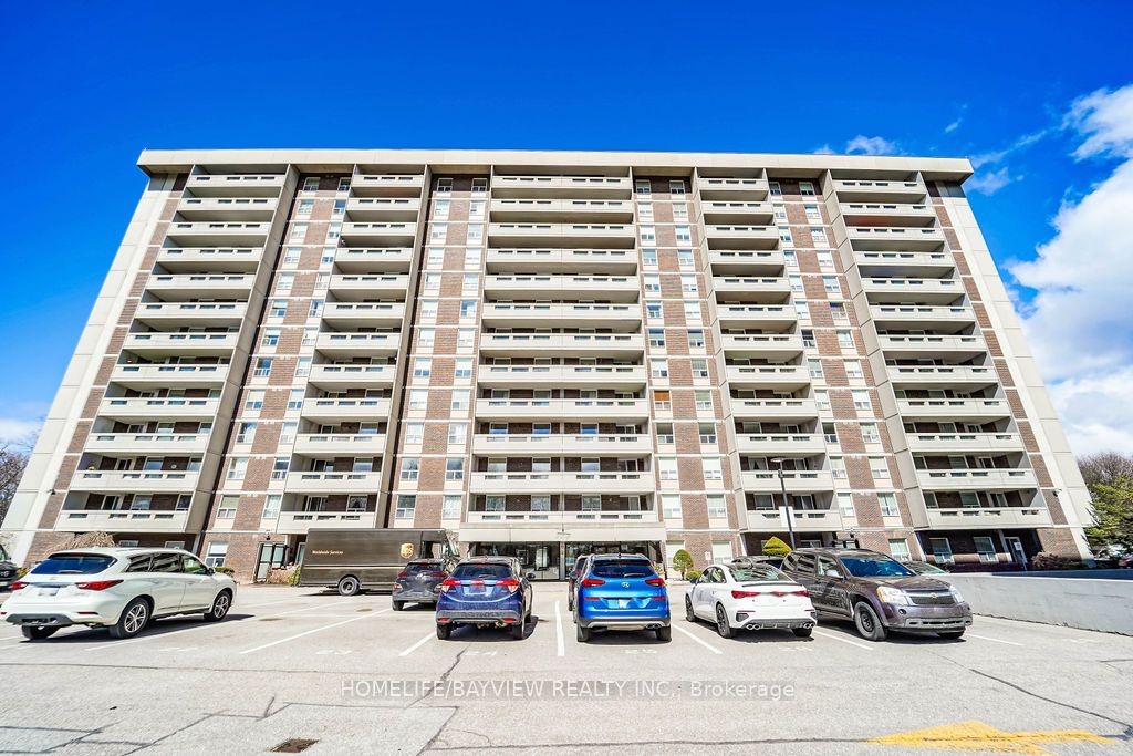 60 Inverlochy Boulevard, #404