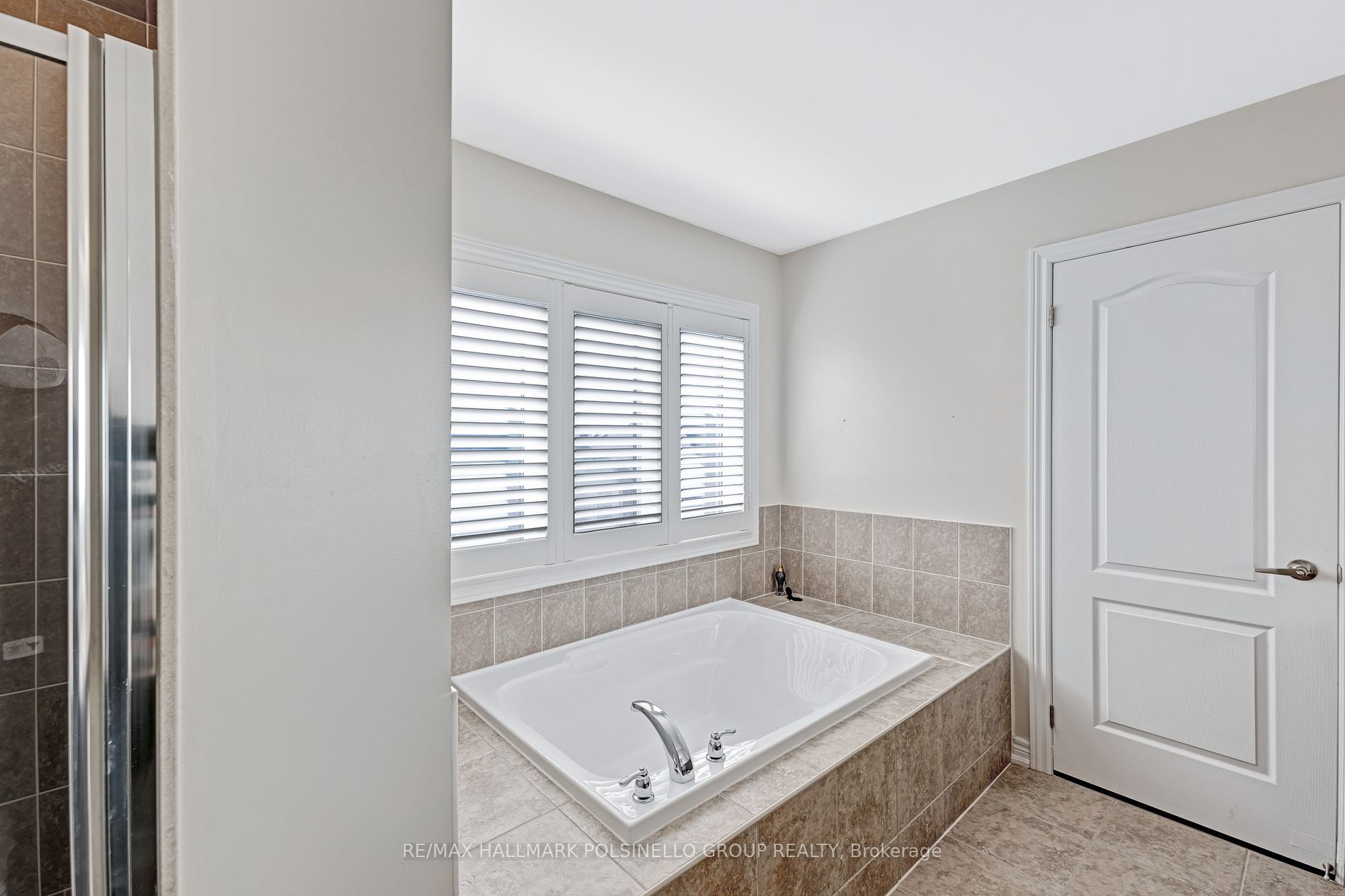 214 Aspenwood Drive