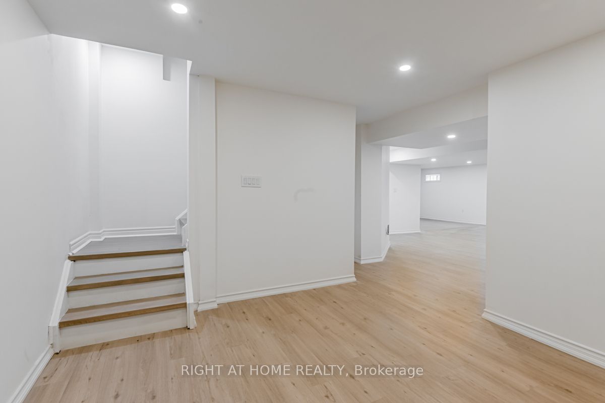 30 PINECREST Street