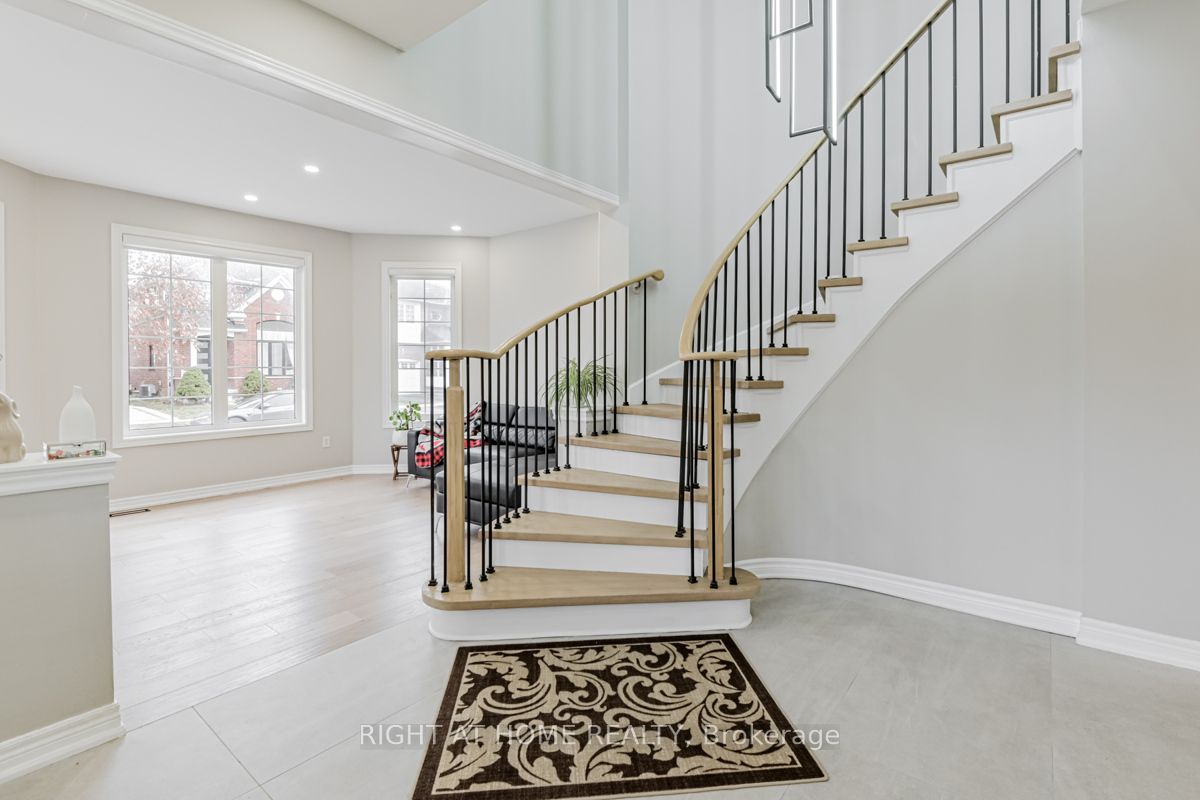 30 PINECREST Street