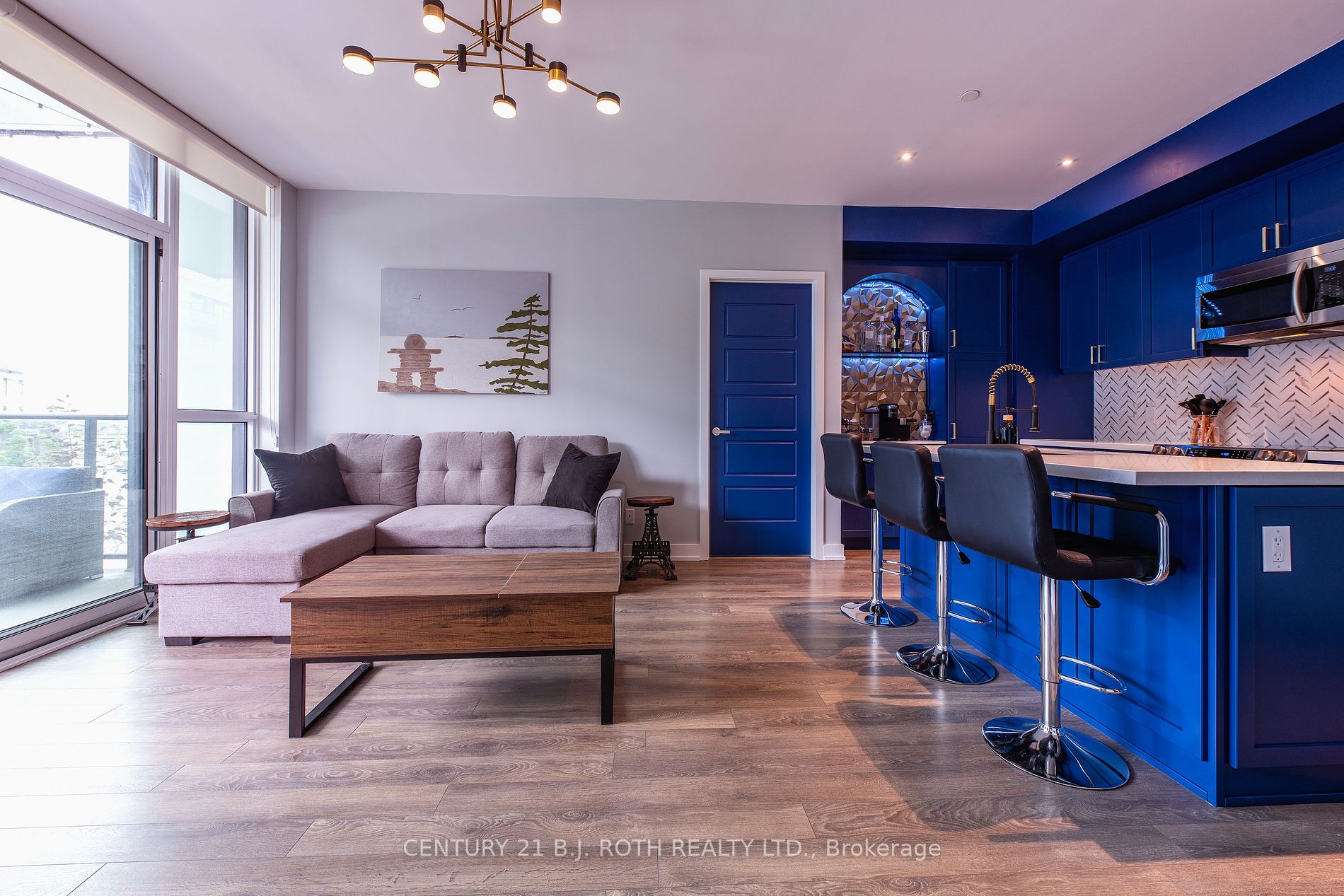375 SEA RAY Avenue, #116