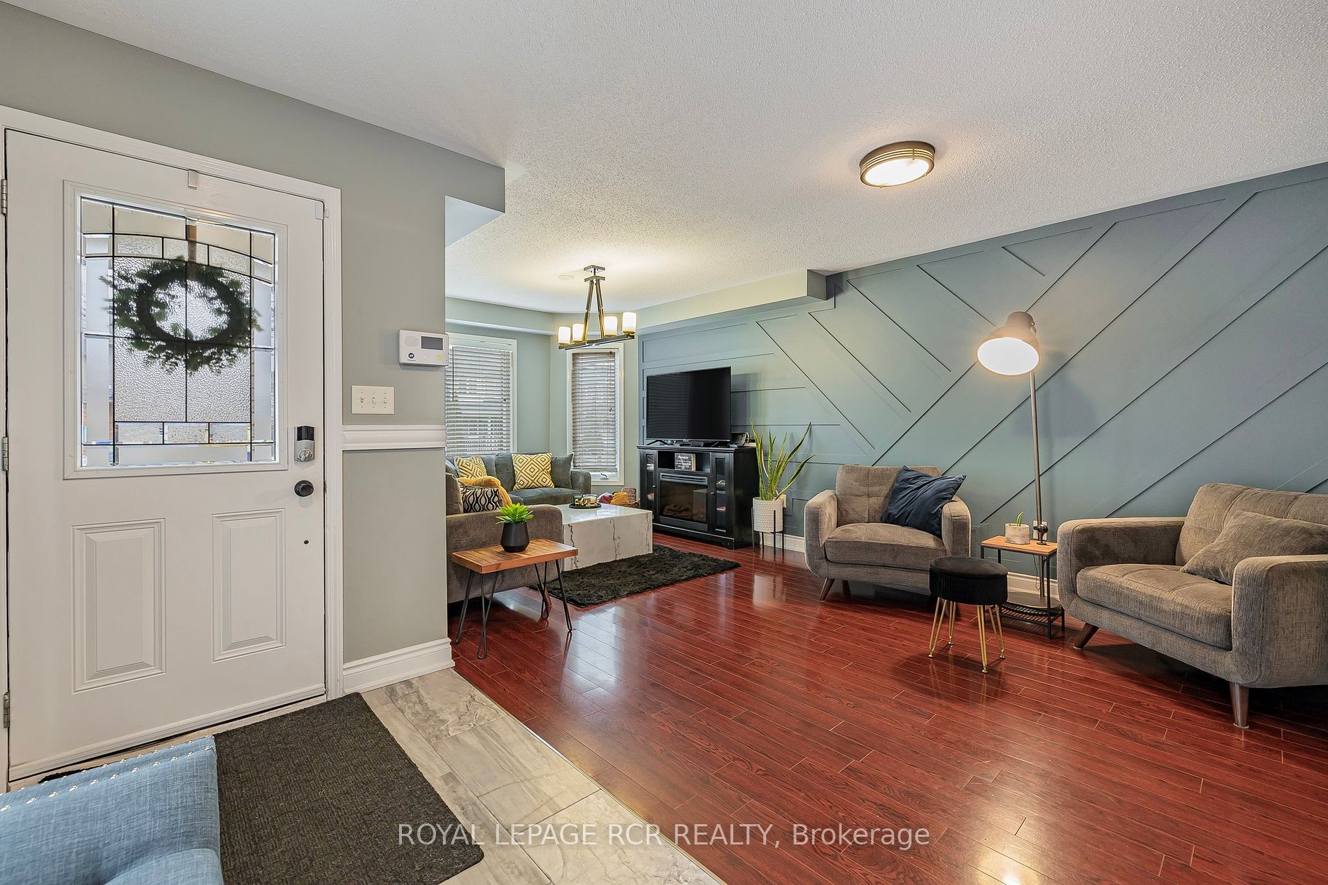74 Kidd Crescent