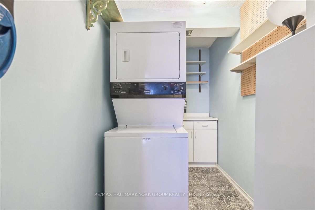 40 Harding Boulevard W, #312
