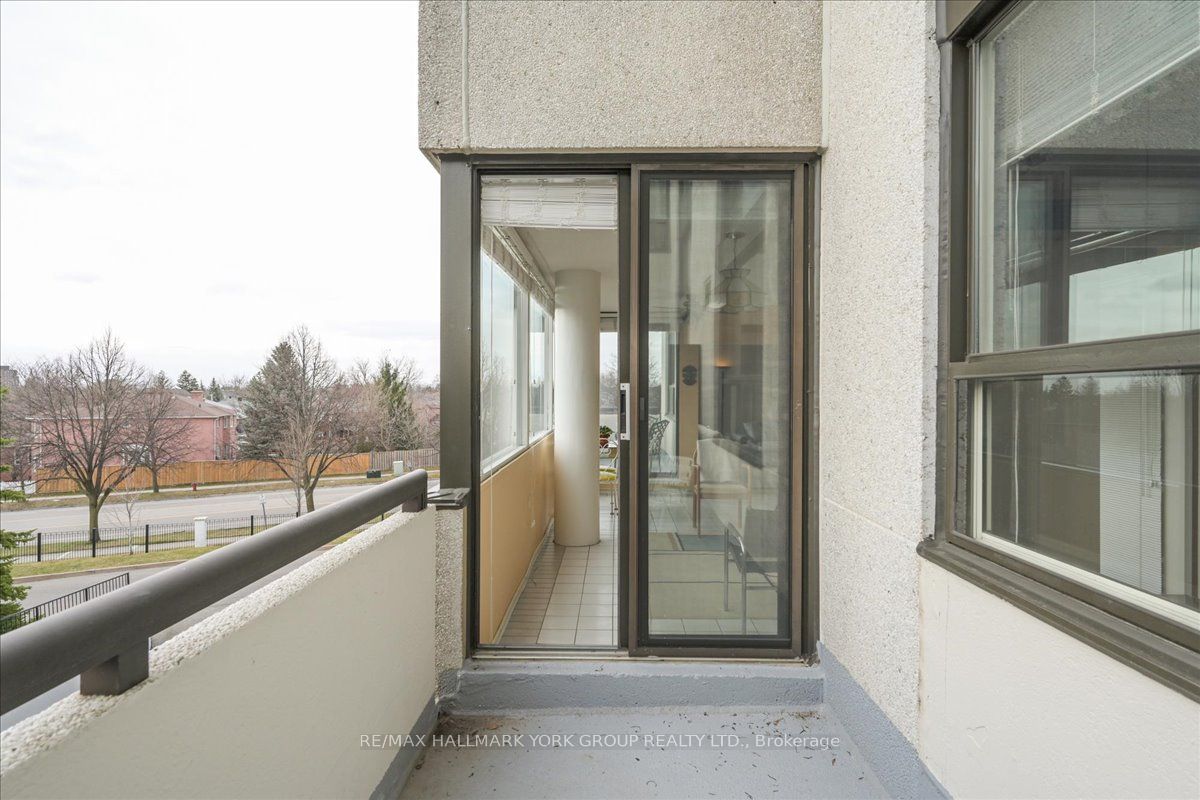 40 Harding Boulevard W, #312
