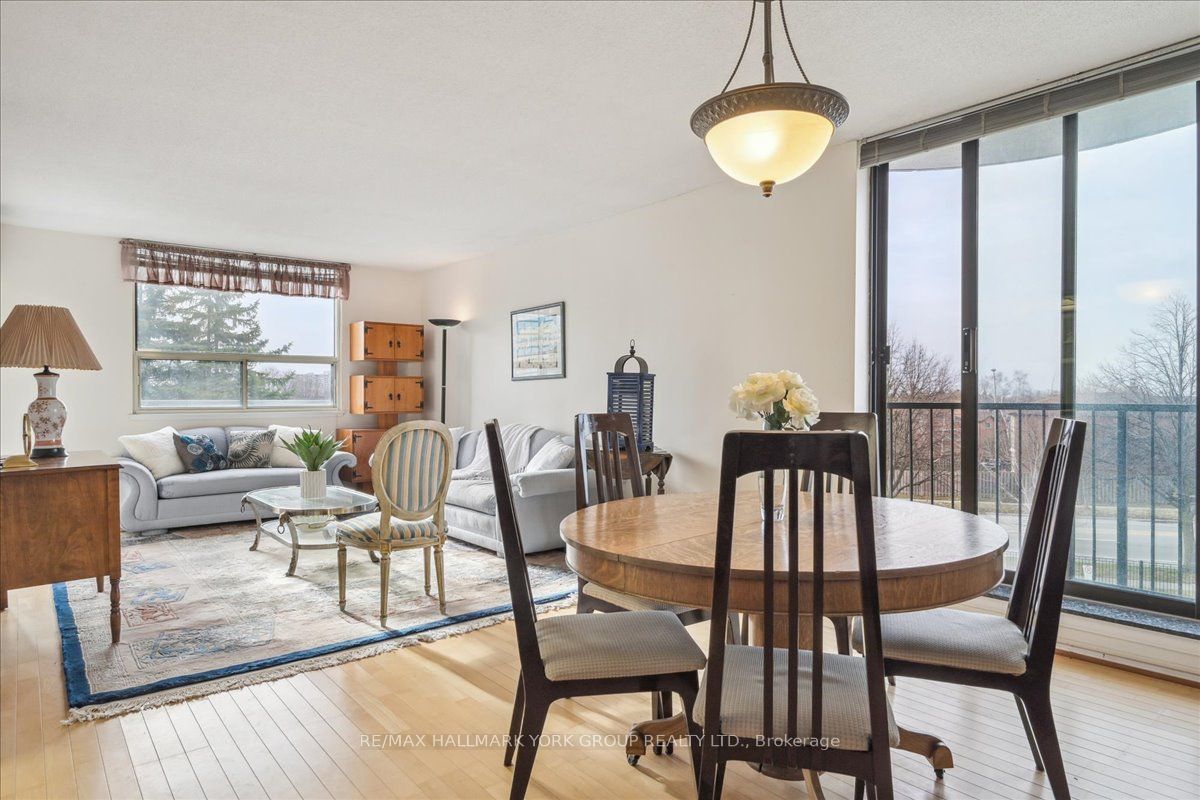 40 Harding Boulevard W, #312