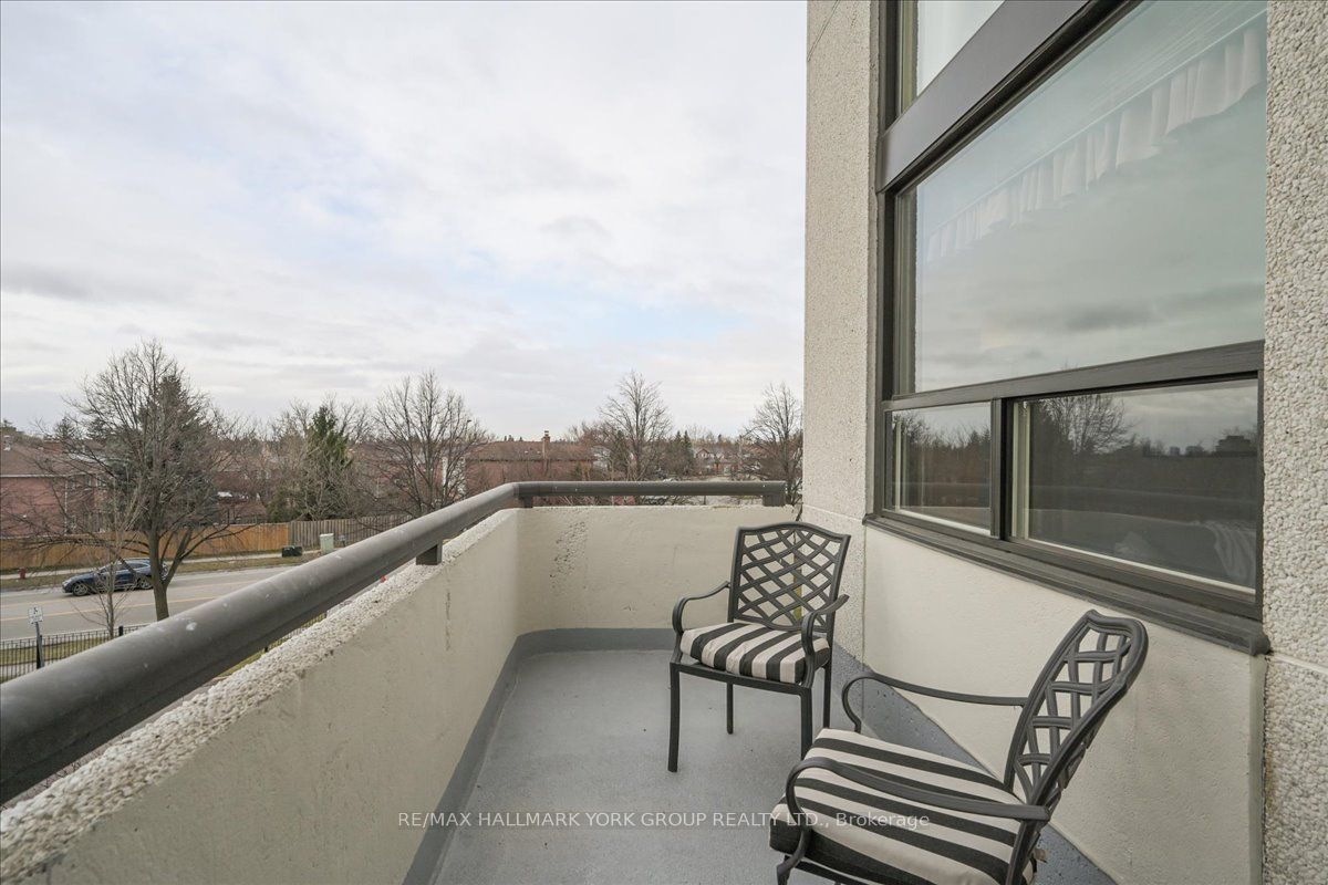 40 Harding Boulevard W, #312
