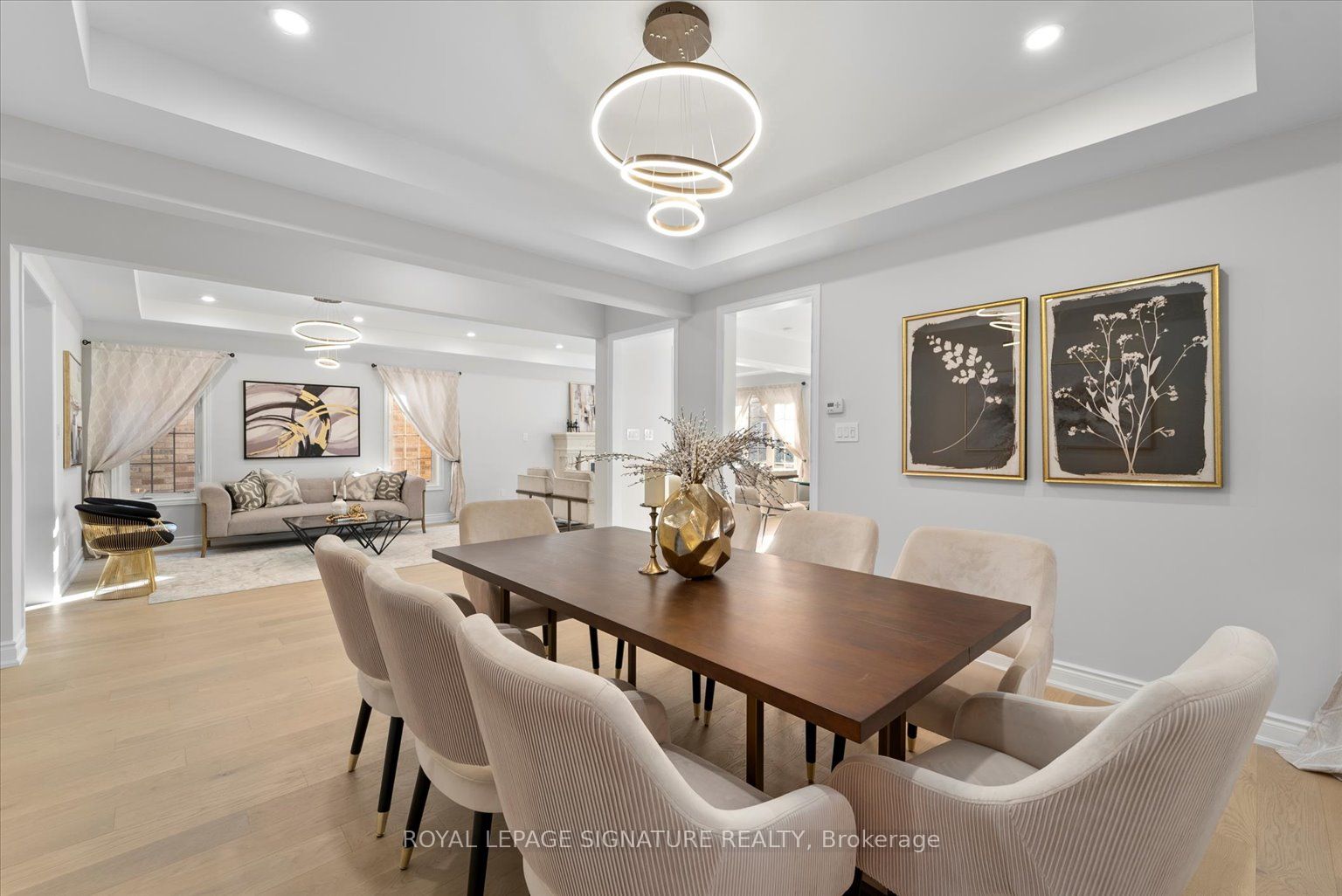 143 Queen Filomena Ave