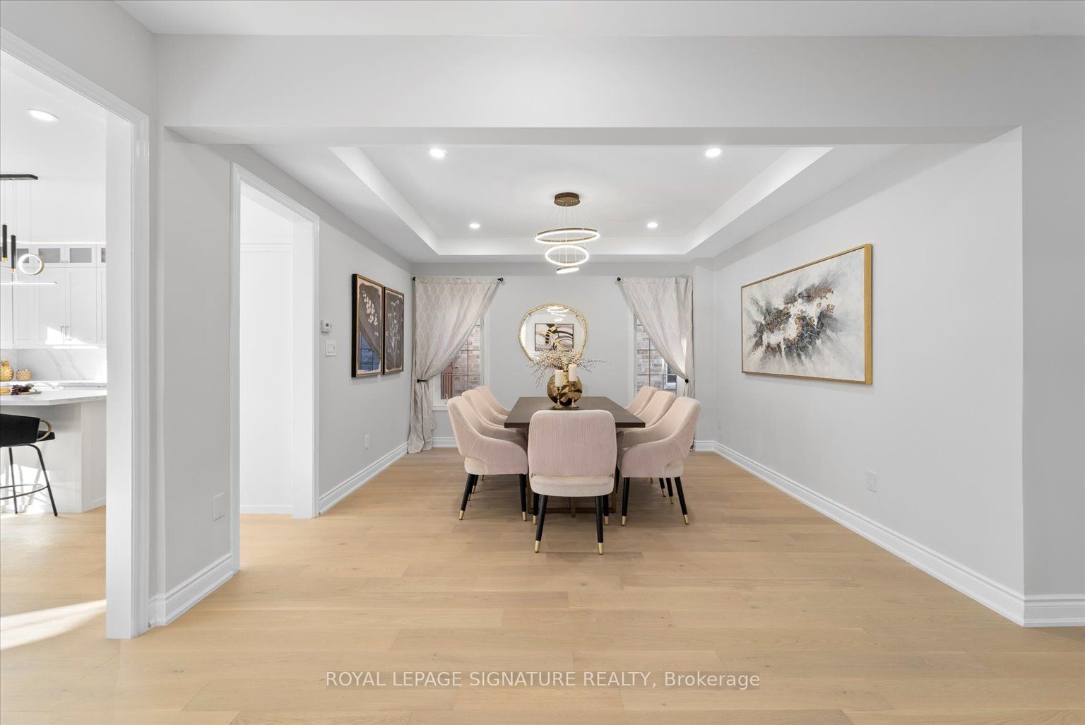 143 Queen Filomena Ave