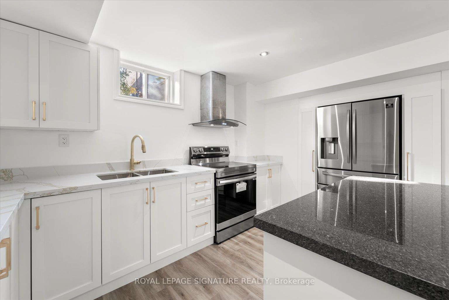 143 Queen Filomena Ave