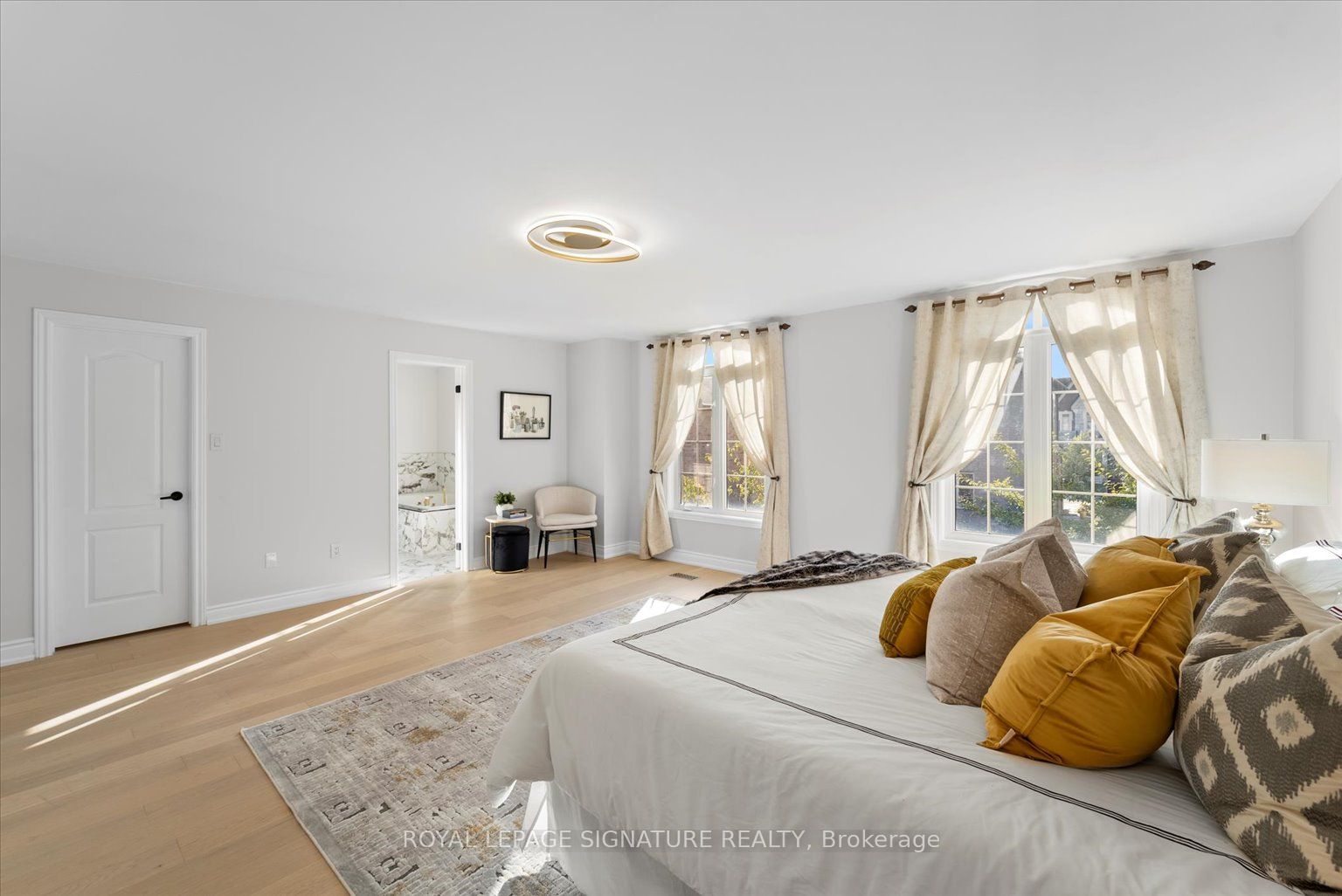 143 Queen Filomena Ave