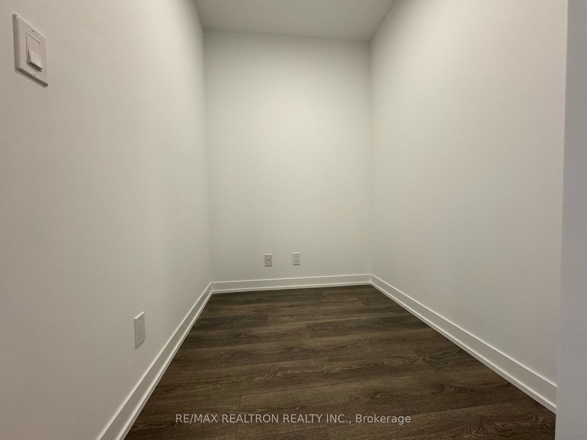 7950 Bathurst Street #525