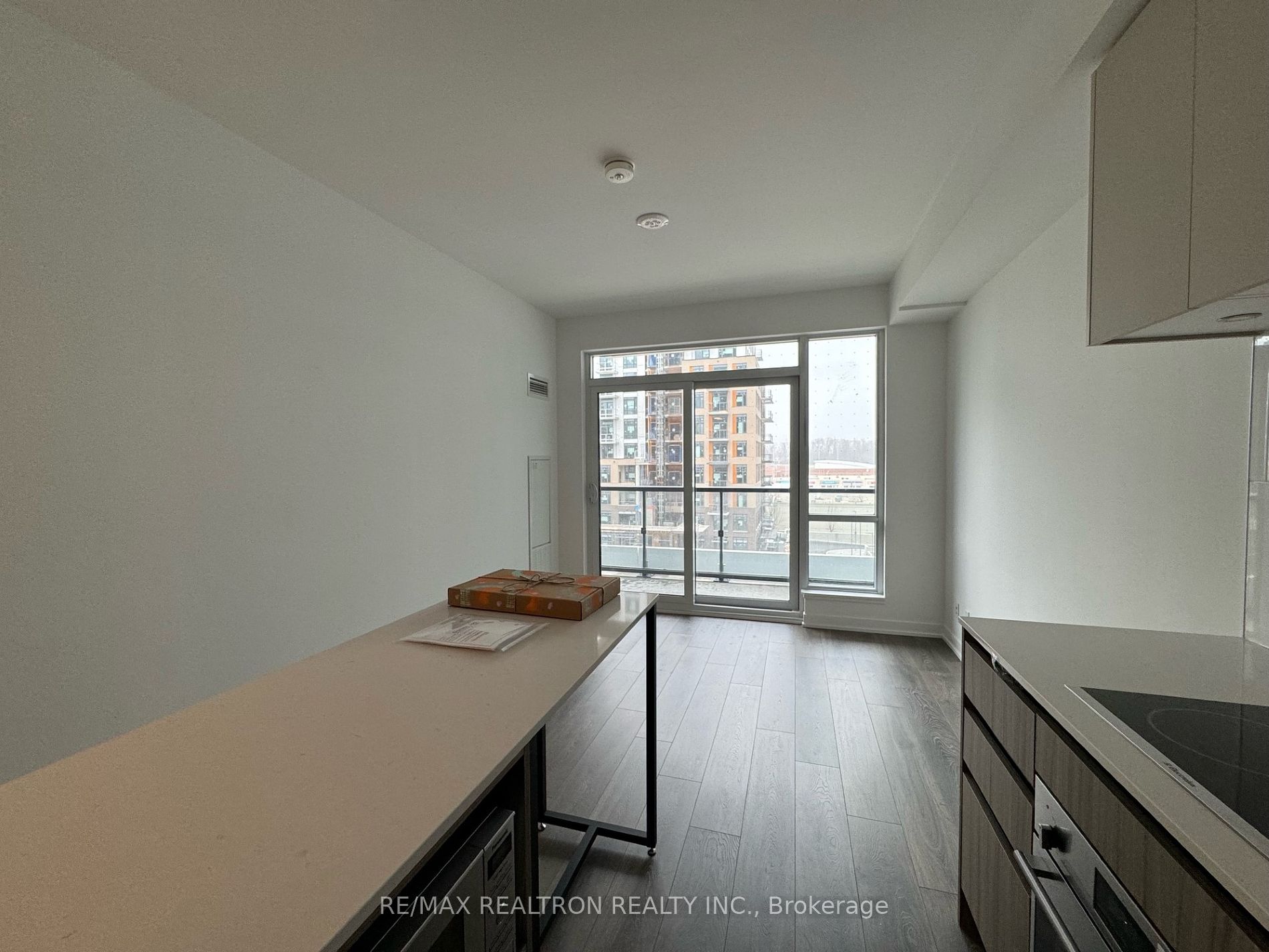 7950 Bathurst Street #525