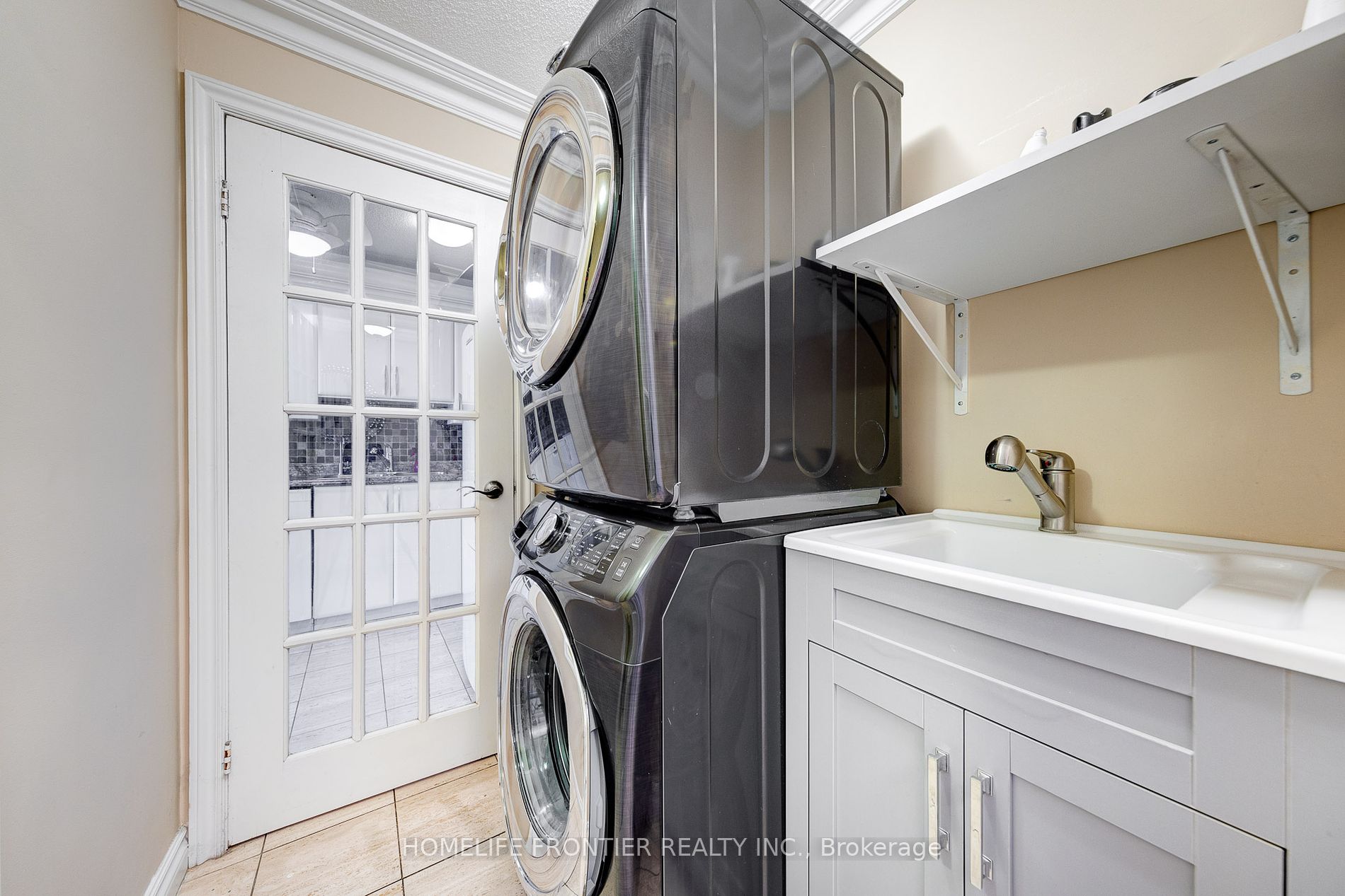 1 Royal Orchard Boulevard, #1002