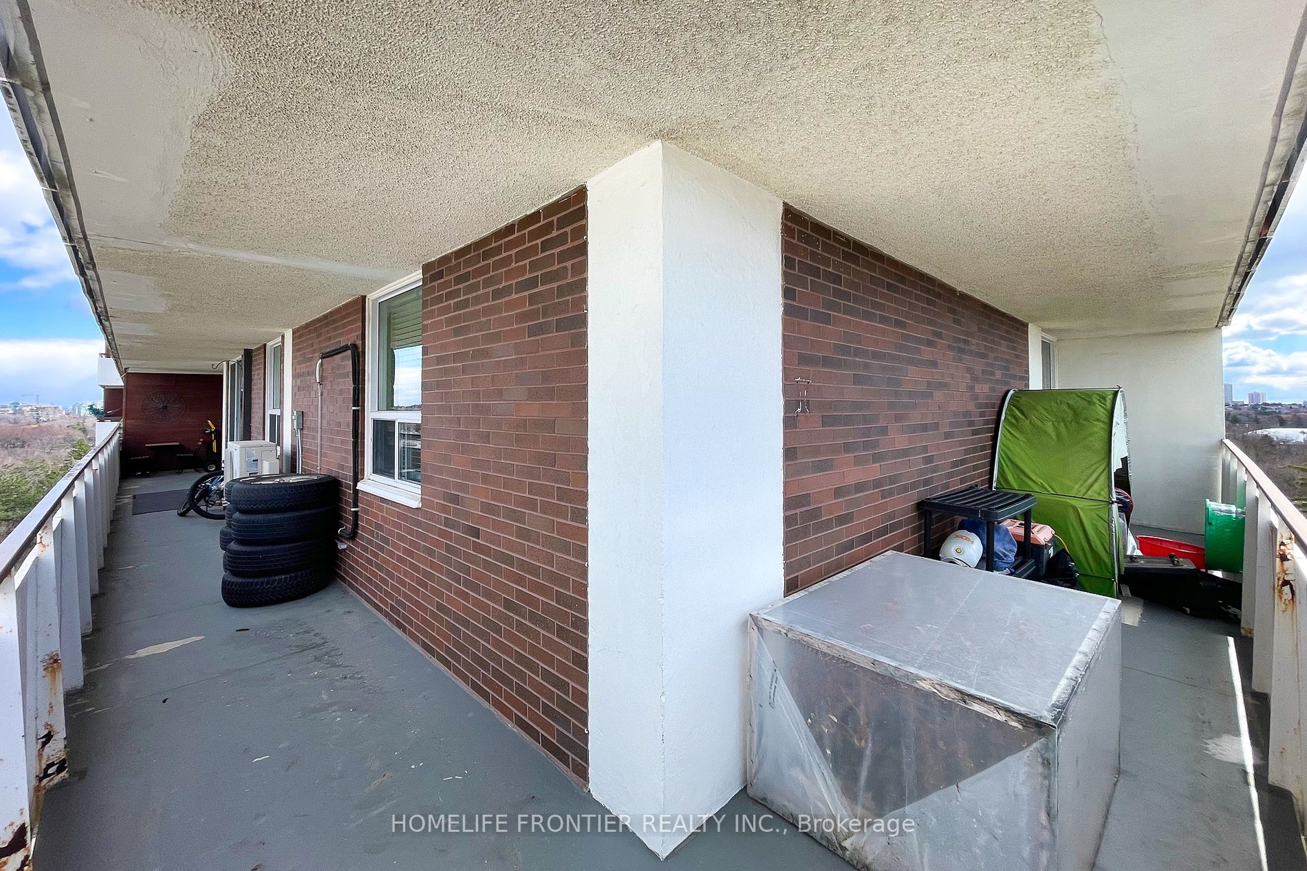 1 Royal Orchard Boulevard, #1002