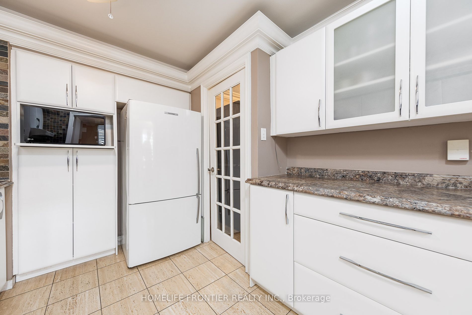 1 Royal Orchard Boulevard, #1002