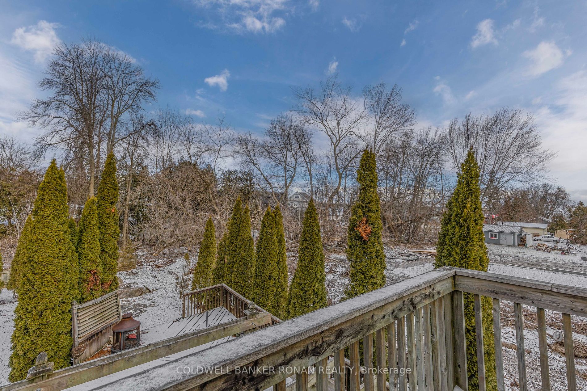 984 Little Cedar Ave
