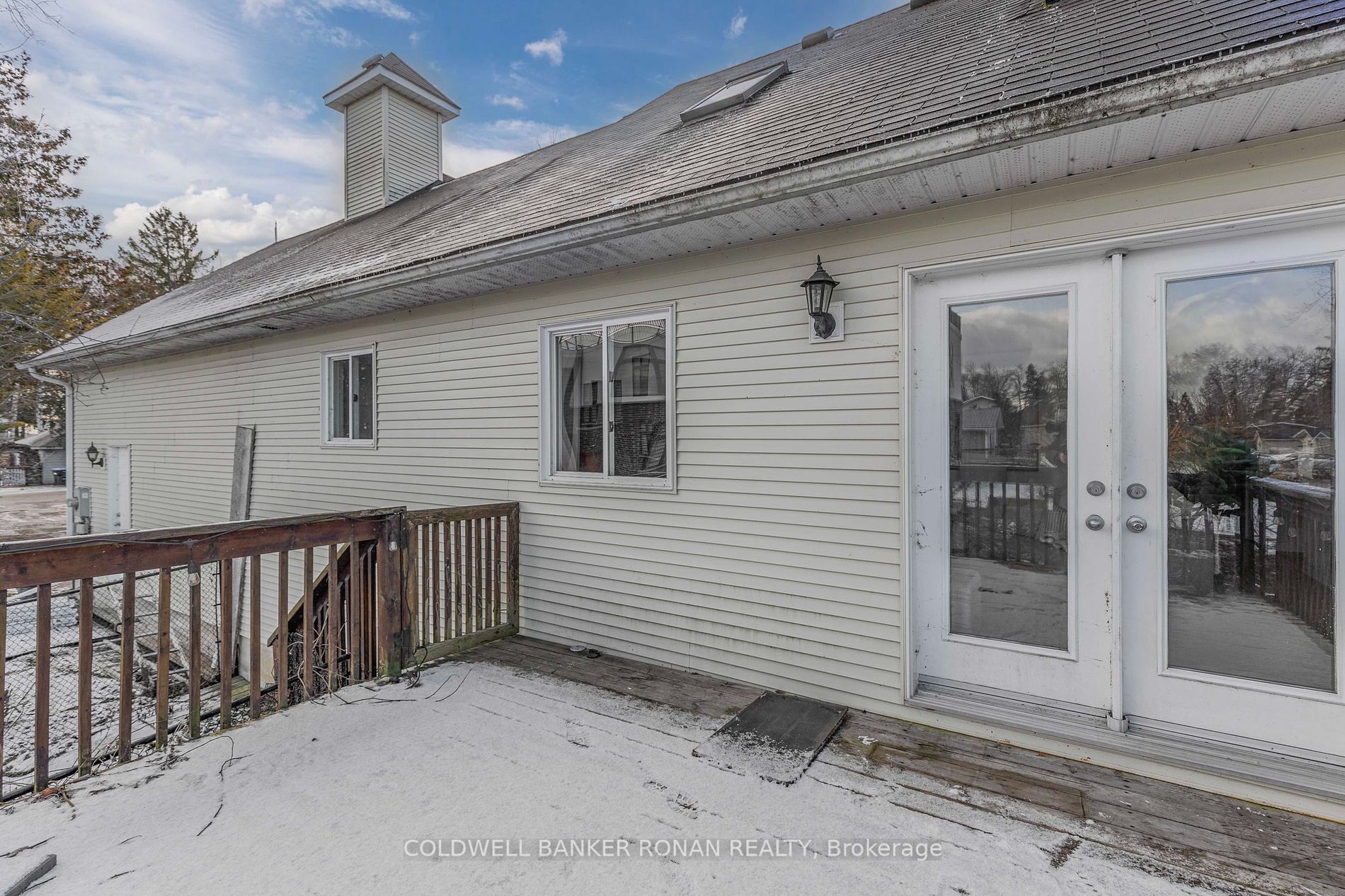 984 Little Cedar Ave